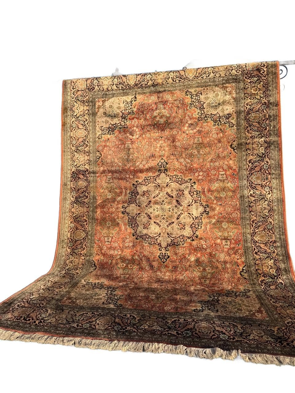 Rug Ghoum, 320x210 cm, silk, India