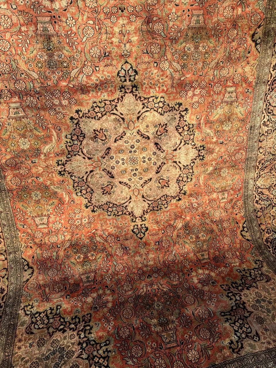 Rug Ghoum, 320x210 cm, silk, India - 183878