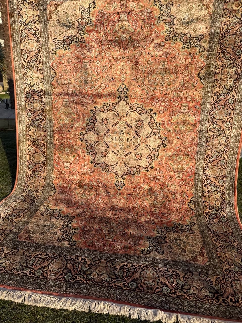 Rug Ghoum, 320x210 cm, silk, India - 183872