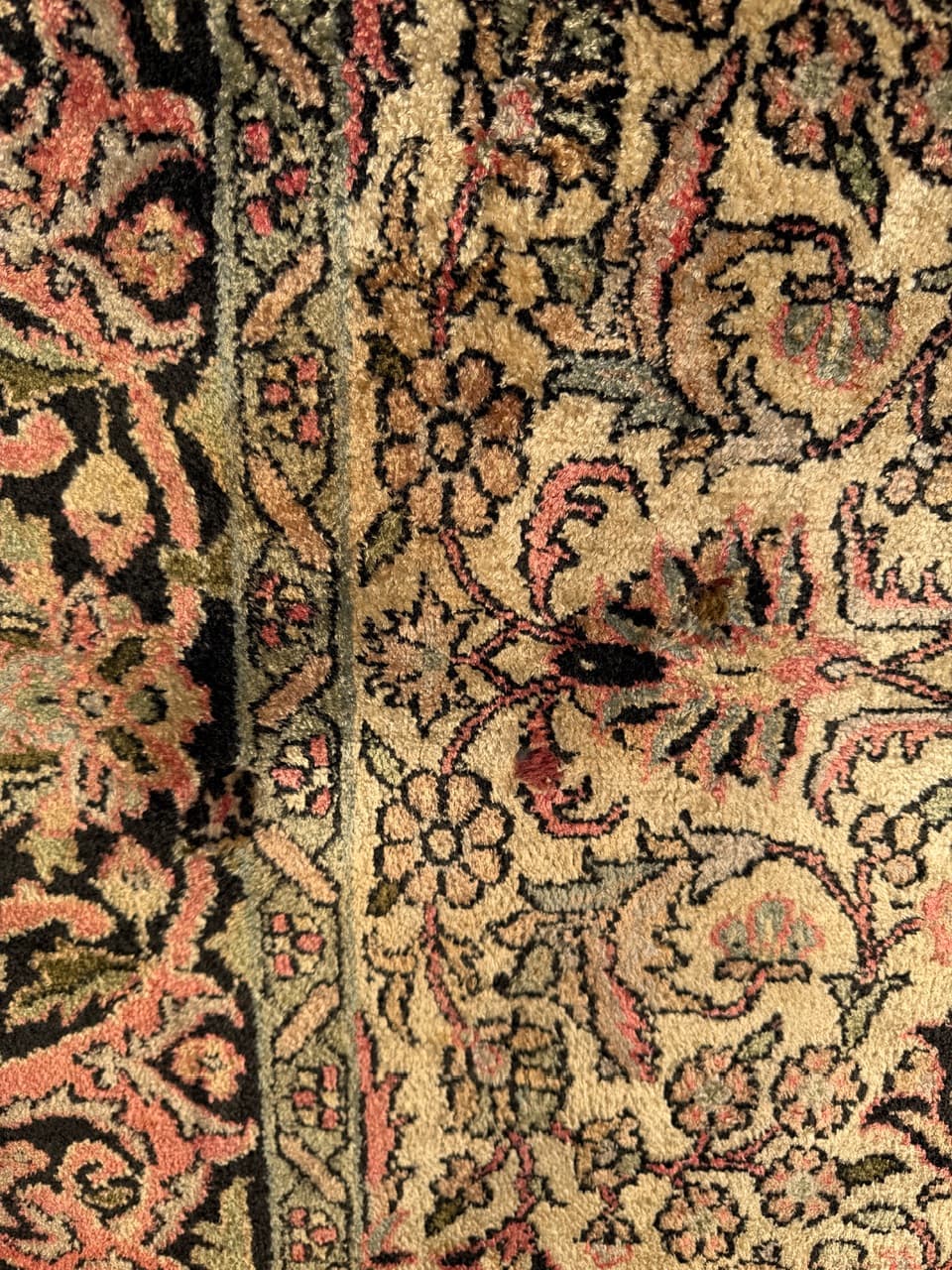 Rug Ghom/Qom 285x185 cm, beige silk, India, 1990s. - 183892