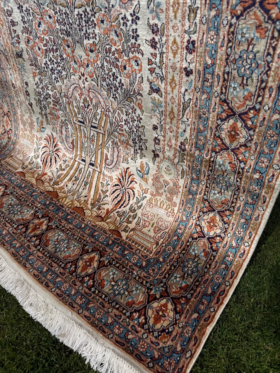 Carpet Ghoum, ivory white silk, India - 183920