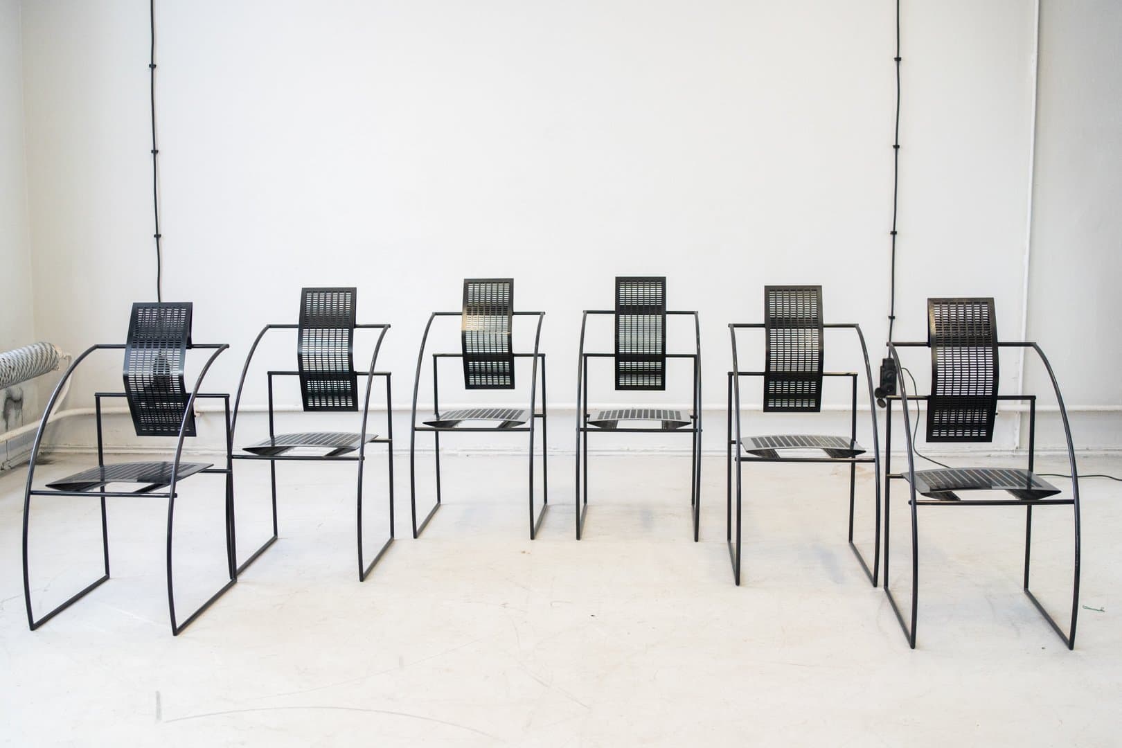 Zestaw dziewięciu krzeseł klubowych Quinta, proj. M. Botta, Alias, 1985 - 184719