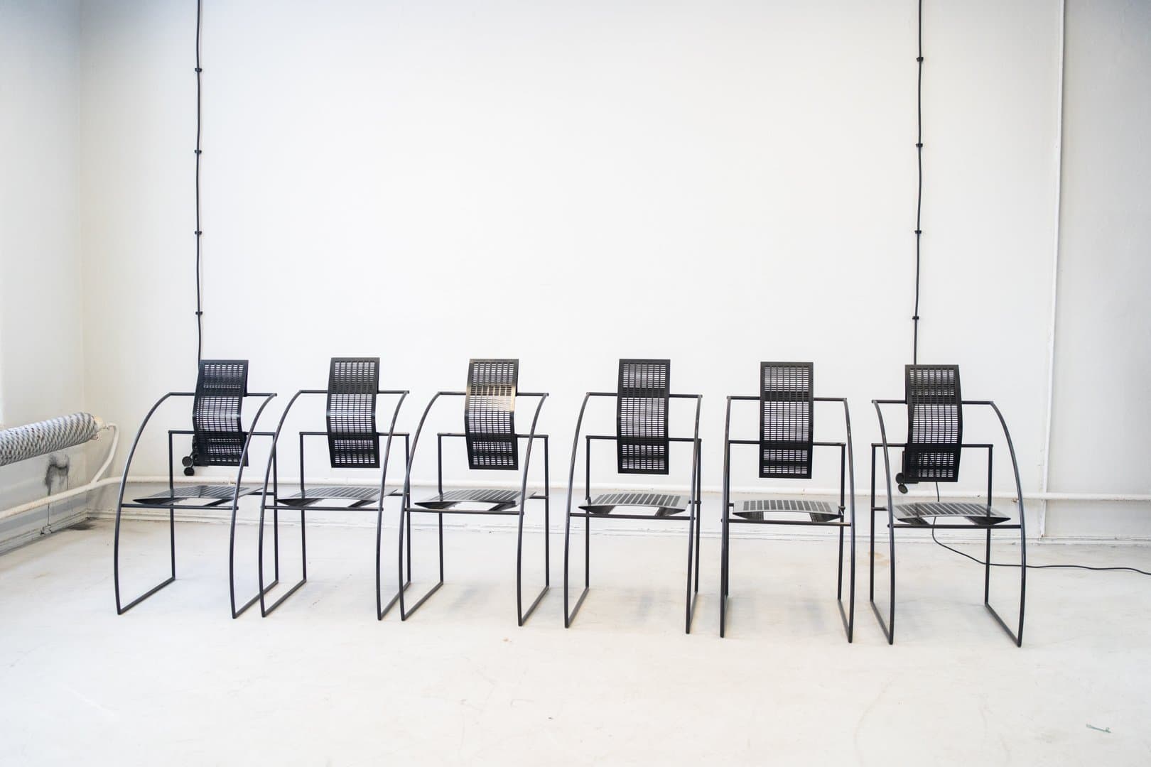 Zestaw dziewięciu krzeseł klubowych Quinta, proj. M. Botta, Alias, 1985 - 184716