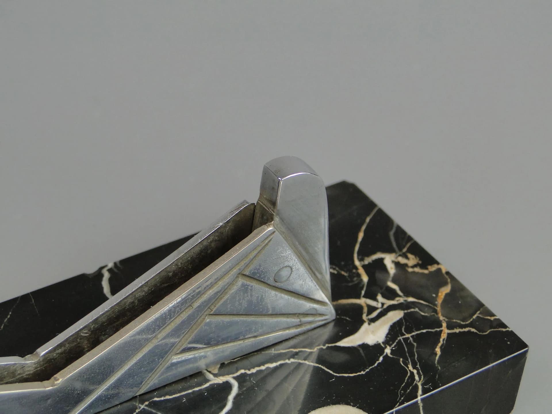 Photo frame, Art Deco, silver chromed brass, black marble, Poland, 1920s - 12789