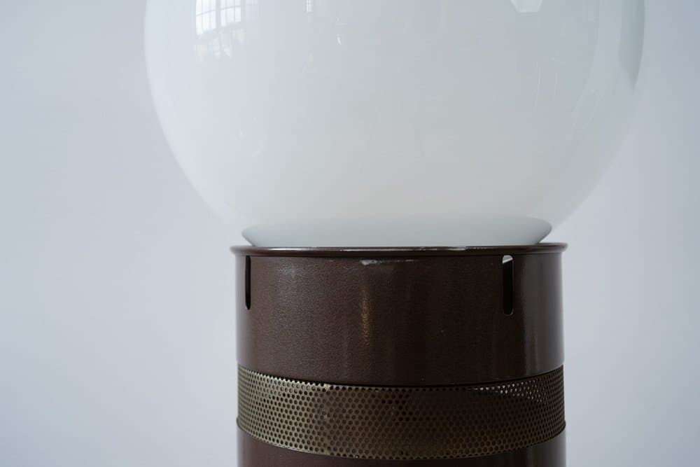 Lampa podłogowa, brązowy, biały, szkło, metal, proj. G. Aulenti, Artemide, lata 70. - 184339