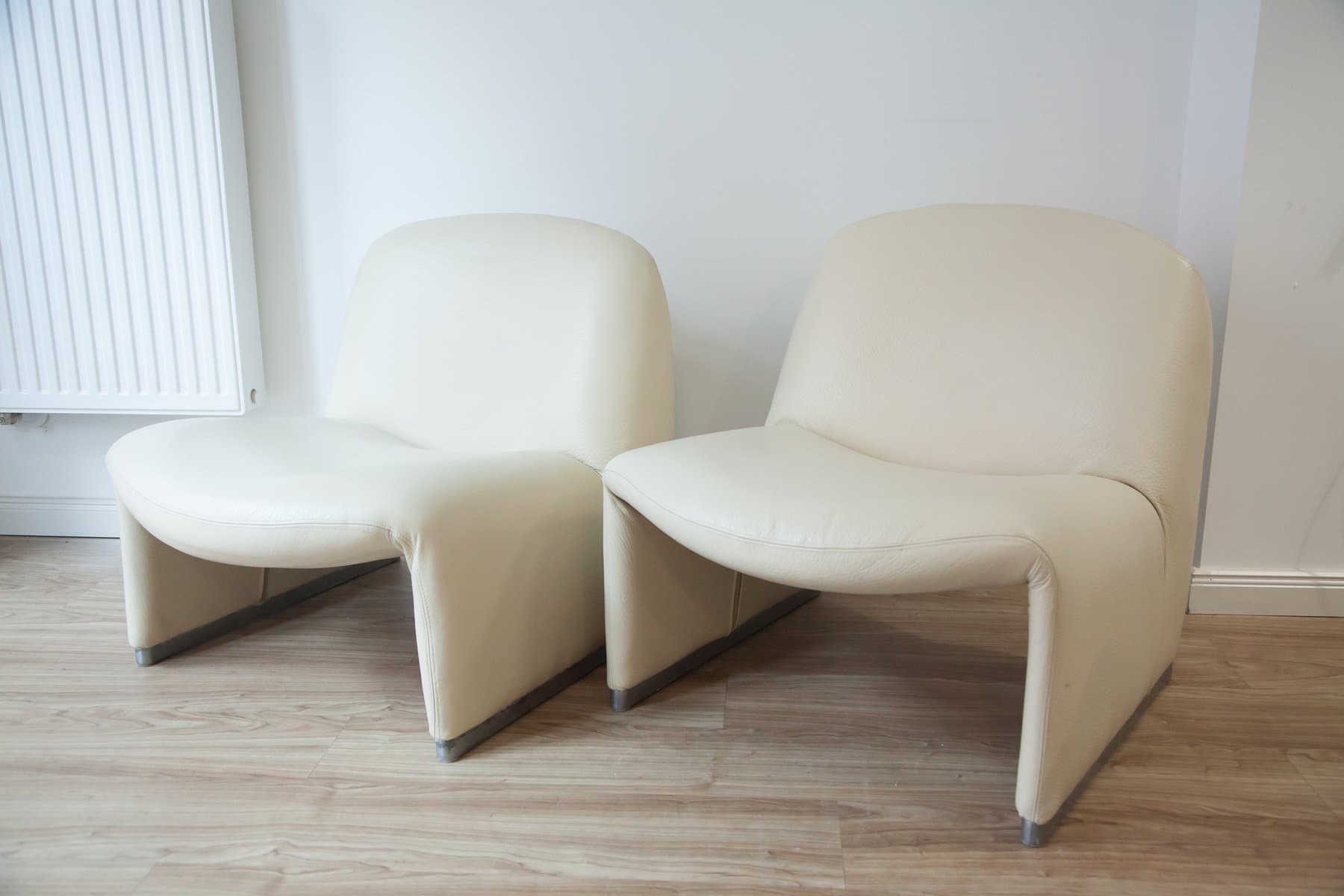 Set of 4 Alky lounge chairs, beige and brown, dollaro natural leather - 184177