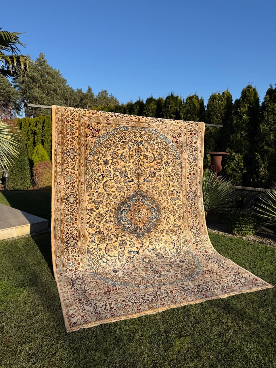 Persian rug Nain, ivory, wool silk, Iran, 1990s. - 184051