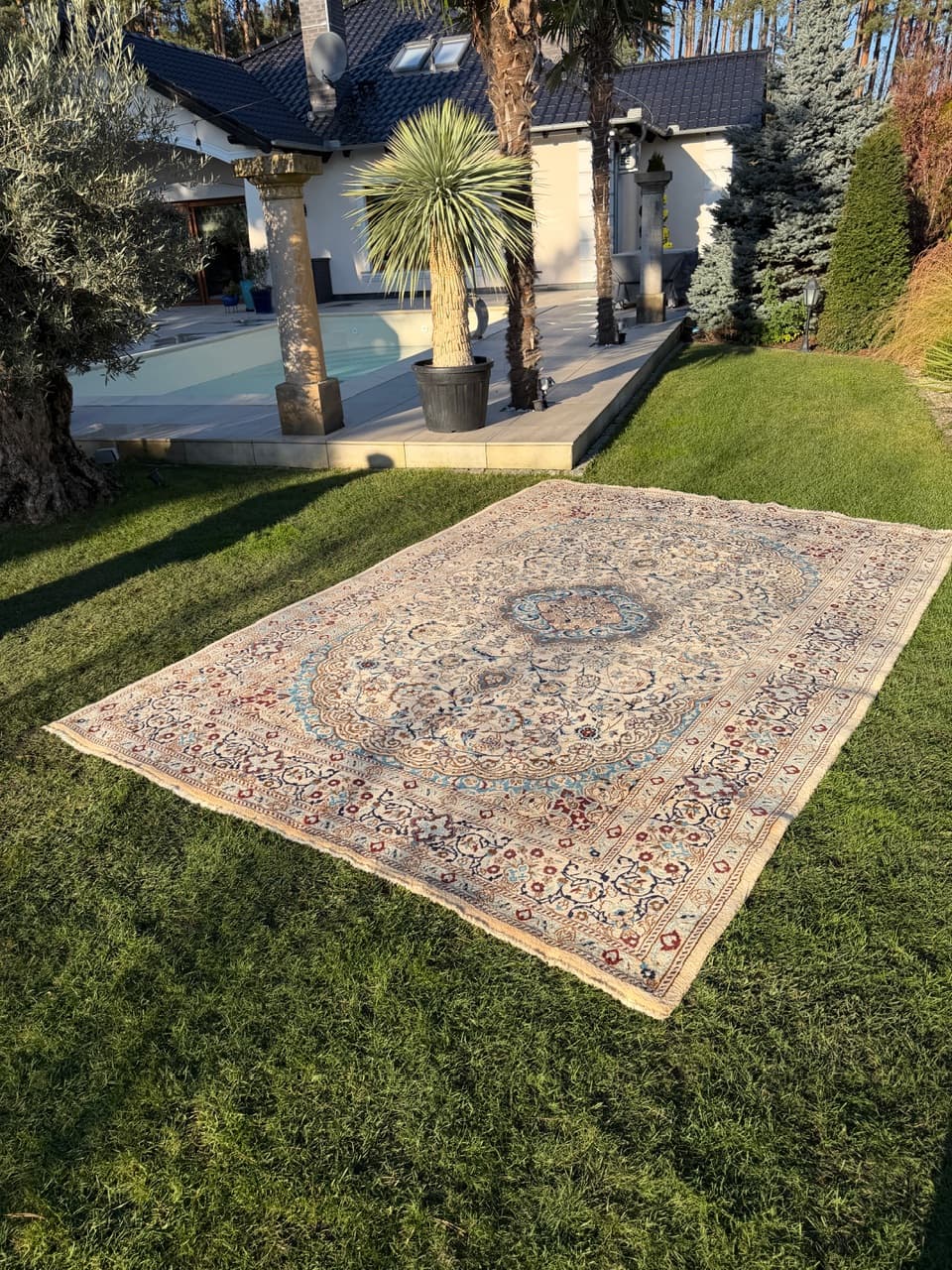 Persian rug Nain, ivory, wool silk, Iran, 1990s. - 184054