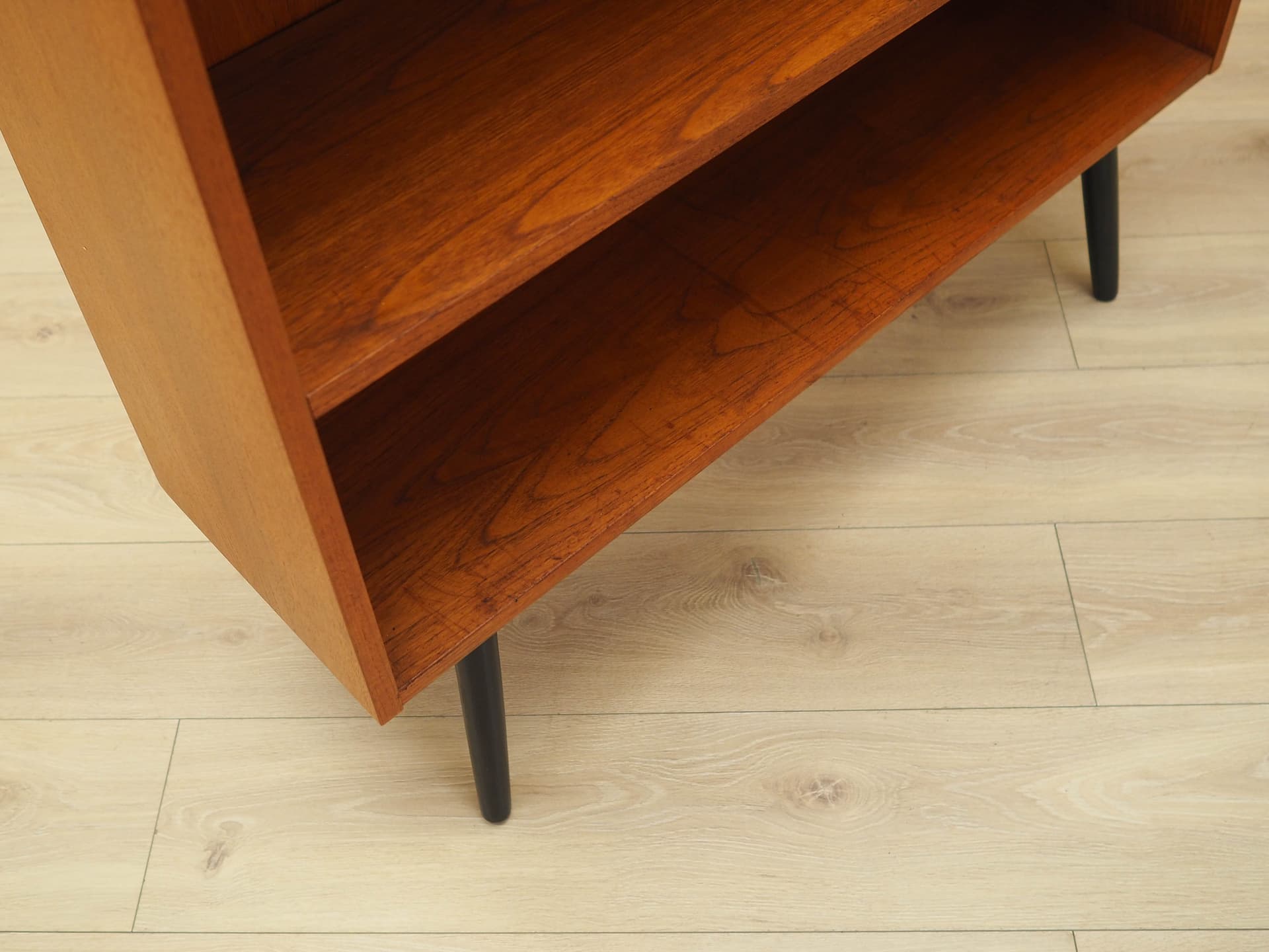 Bookcase, brown teak, Denmark, 1970s. - 184137