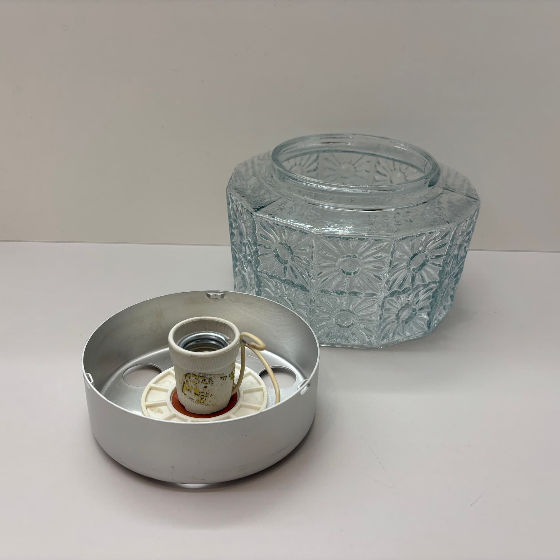 Plafon, turkusowe szkło, aluminium szczotkowane, Niemcy, lata 80. - 185119