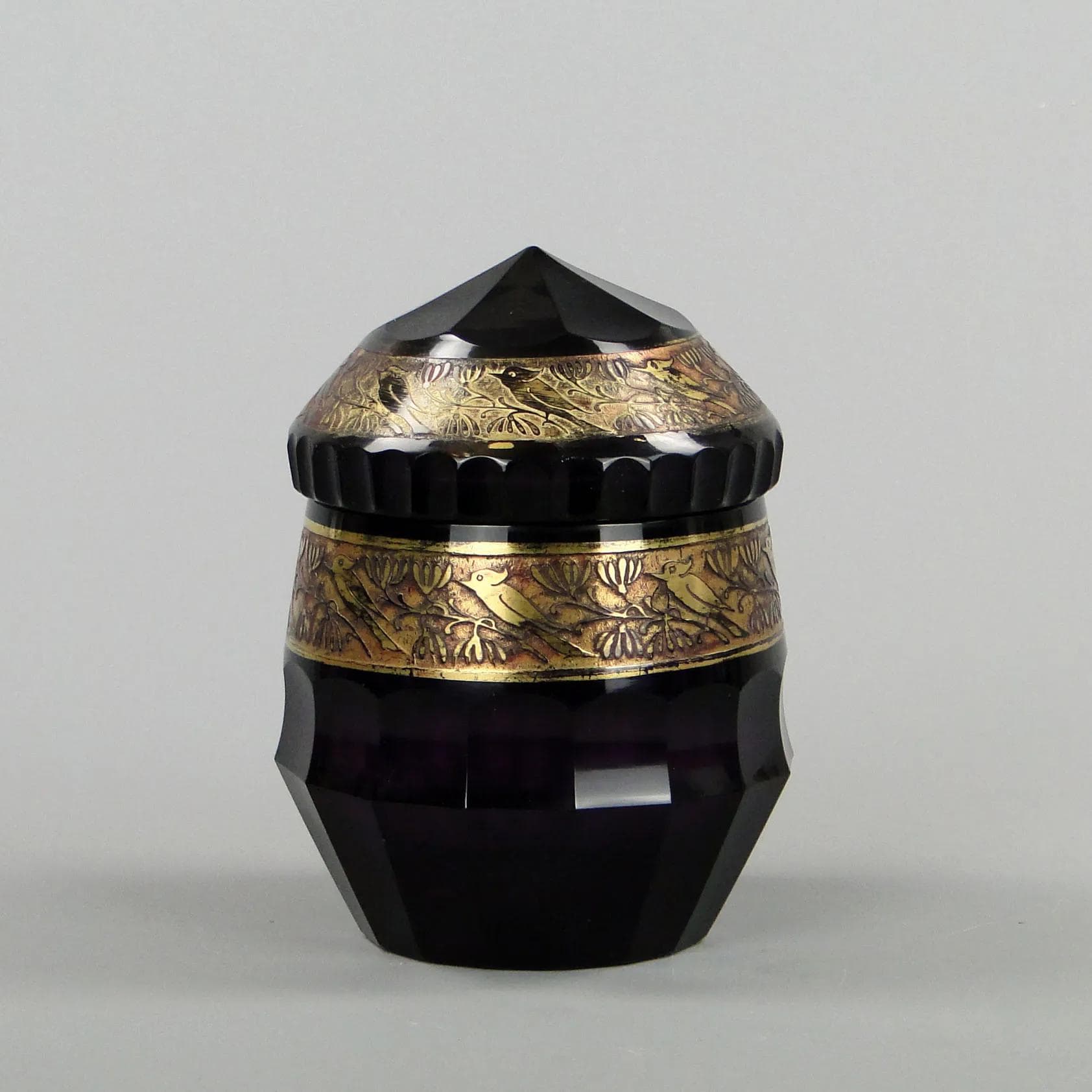 Art Deco Bonbonniere, violet crystal, by J. Hoffmann, Czech Republic, 1920s - 12863