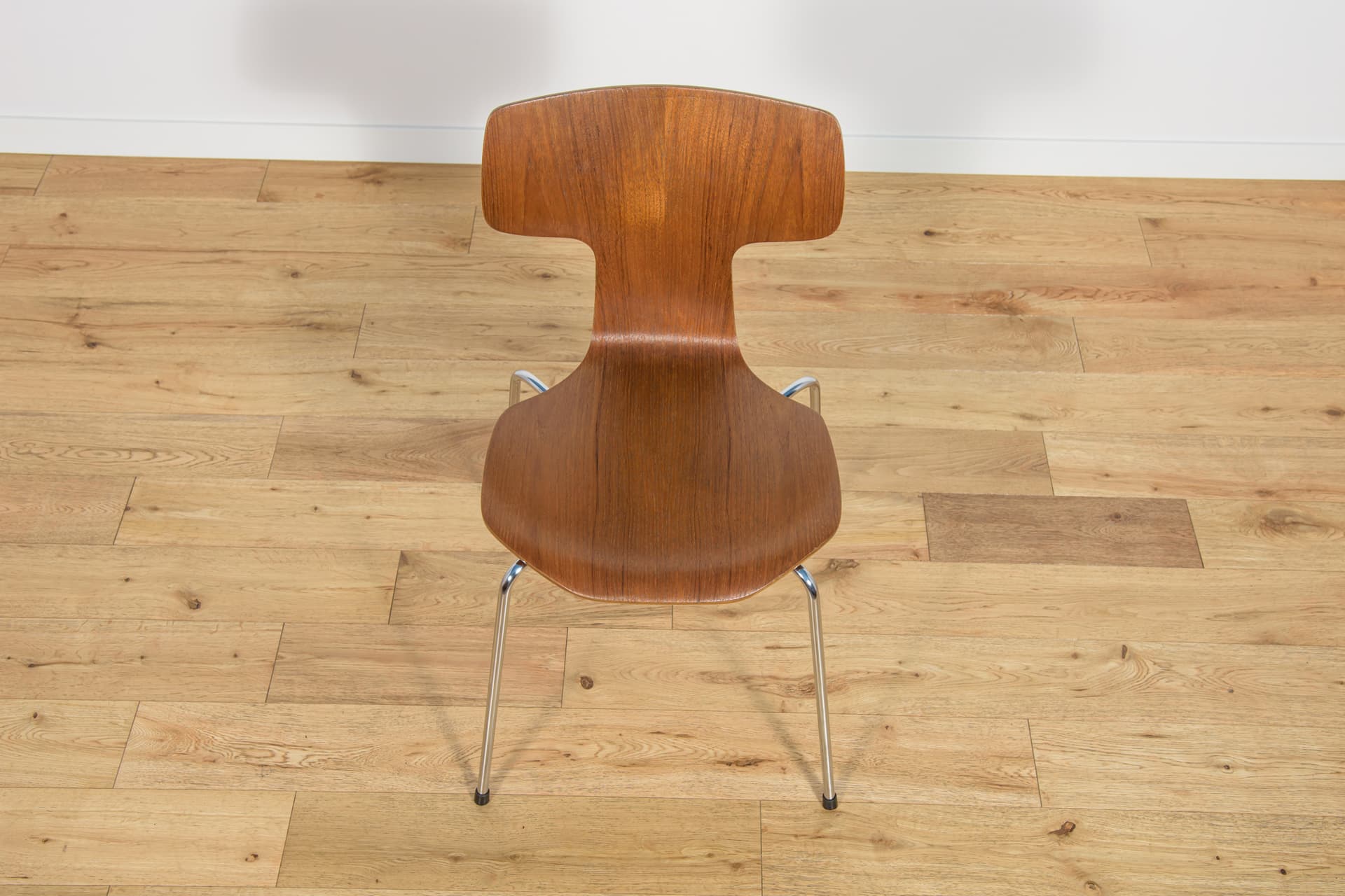 Komplet czterech krzeseł 3103, brązowy, proj. A. Jacobsen, Fritz Hansen, Dania, lata 70. - 185680