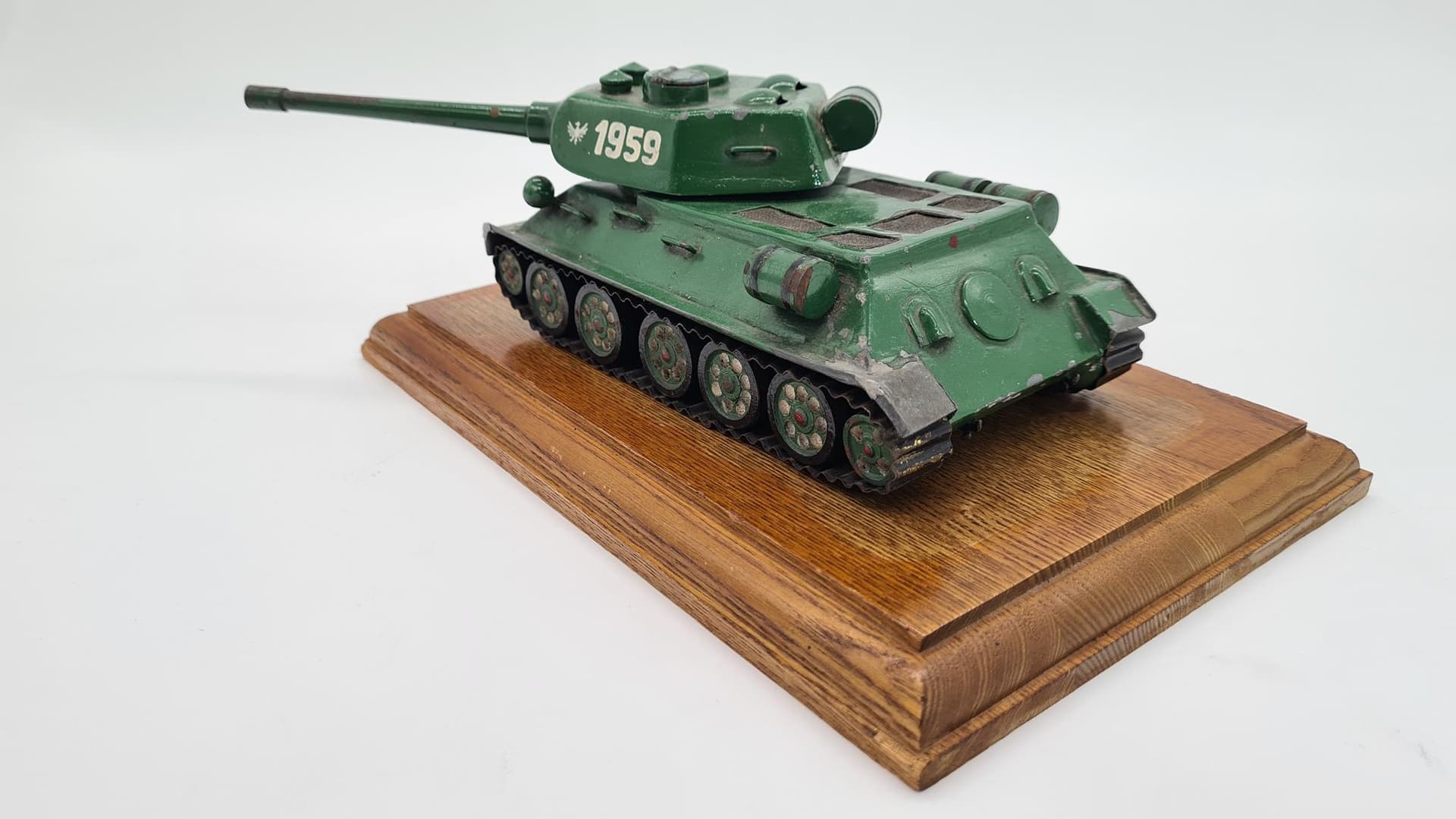 Vintage metalowy model czołgu – w całości z metalu | na drewnianej podstawie | PRL / Europa Wschodnia - 185798