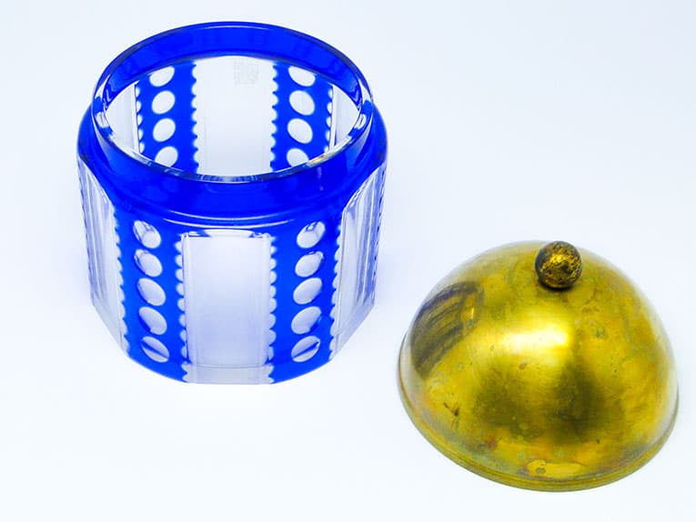 Bomboniera Art Deco, szkło dwuwarstwowe, mosiądz, Niemcy, lata 30. - 185980