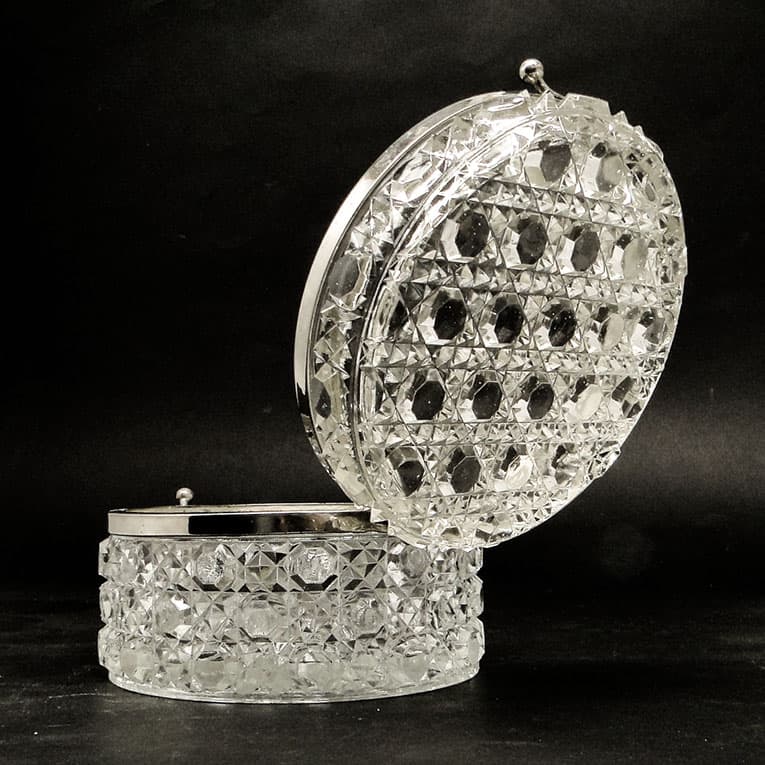 Bonbonniere, Viennese Art Nouveau, pressed glass, Belgium, 1930s. - 186008