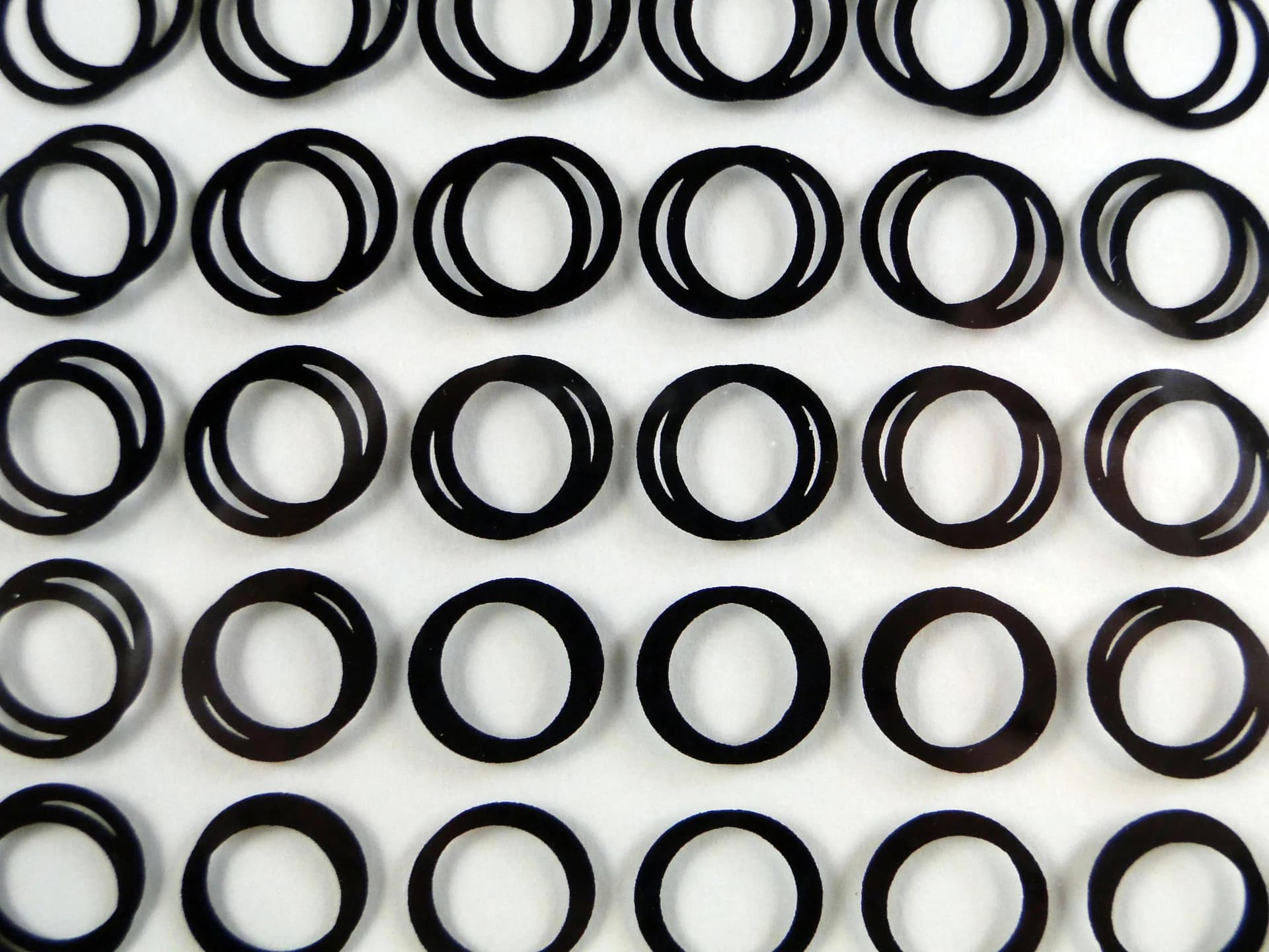 Grafika op-art, czarno-biała, papier, proj. V. Vasarely, Francja, lata 70. - 13061