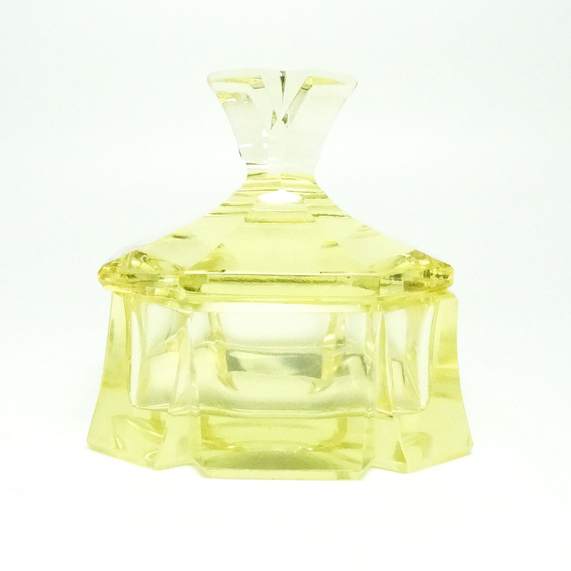 Art Deco bonbonniere, crystal, Moser, Czechoslovakia, 1930s. - 186056