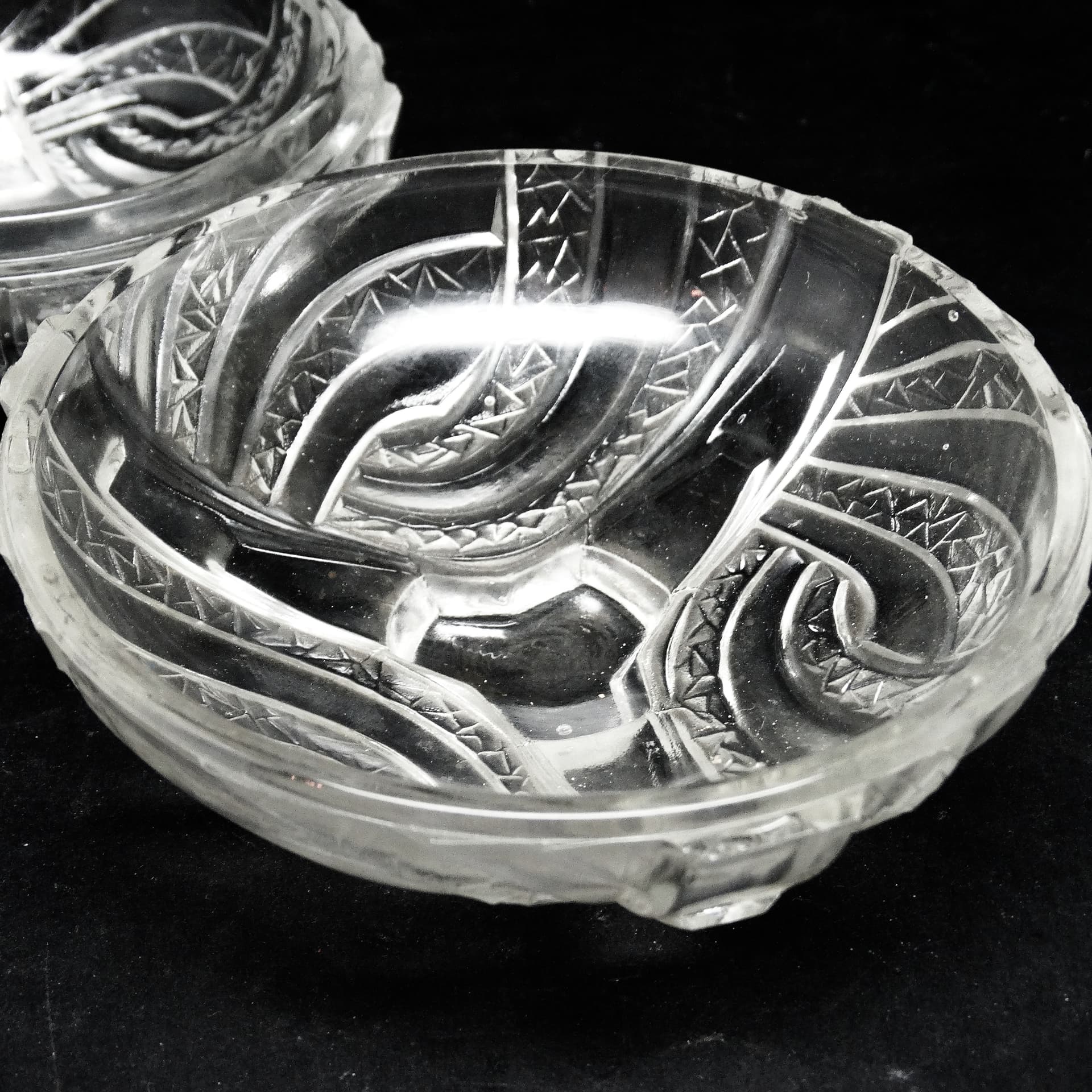 Art Deco bonbonniere, pressed glass, Hortensja Glassworks, Poland, 1950s. - 186069