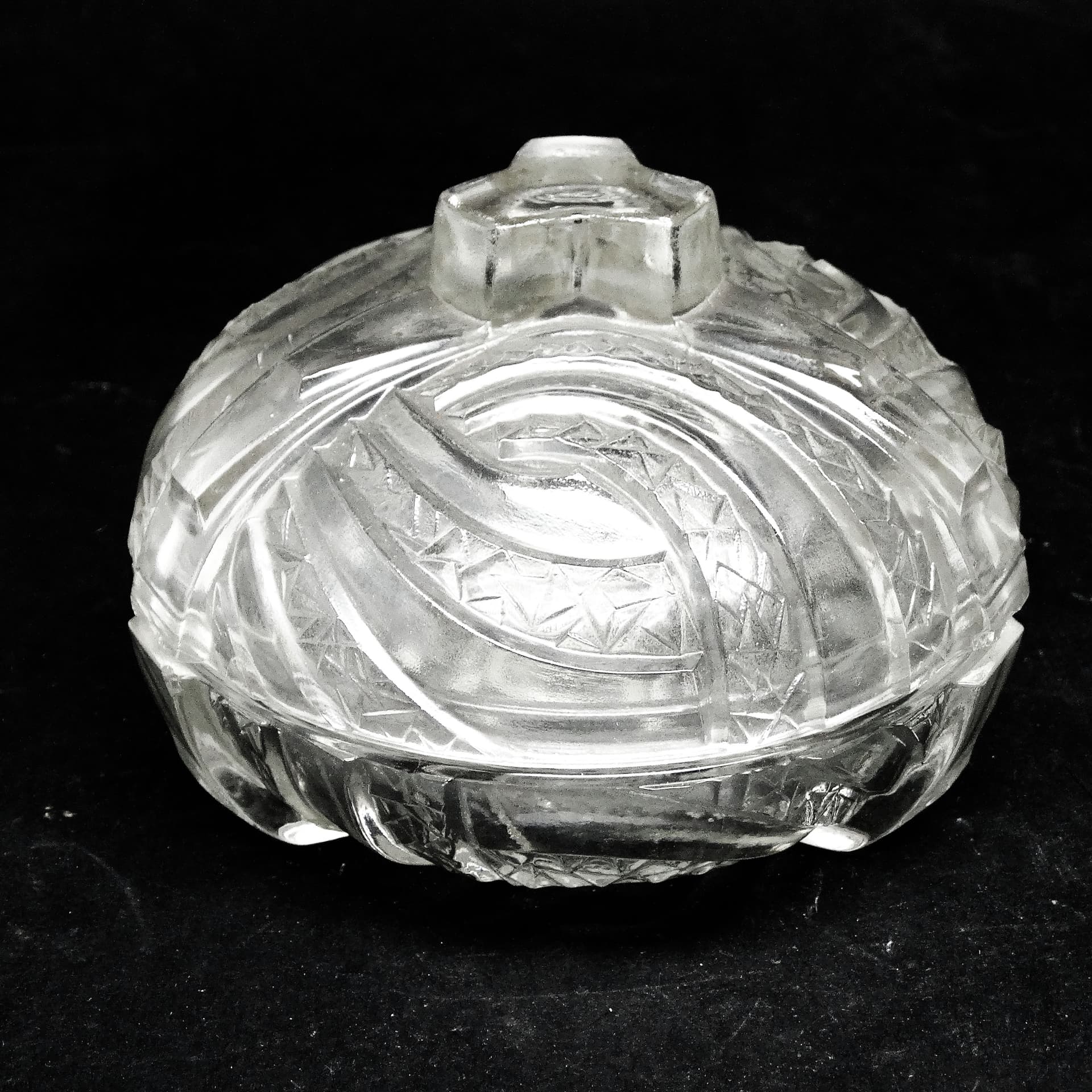 Art Deco bonbonniere, pressed glass, Hortensja Glassworks, Poland, 1950s. - 186064