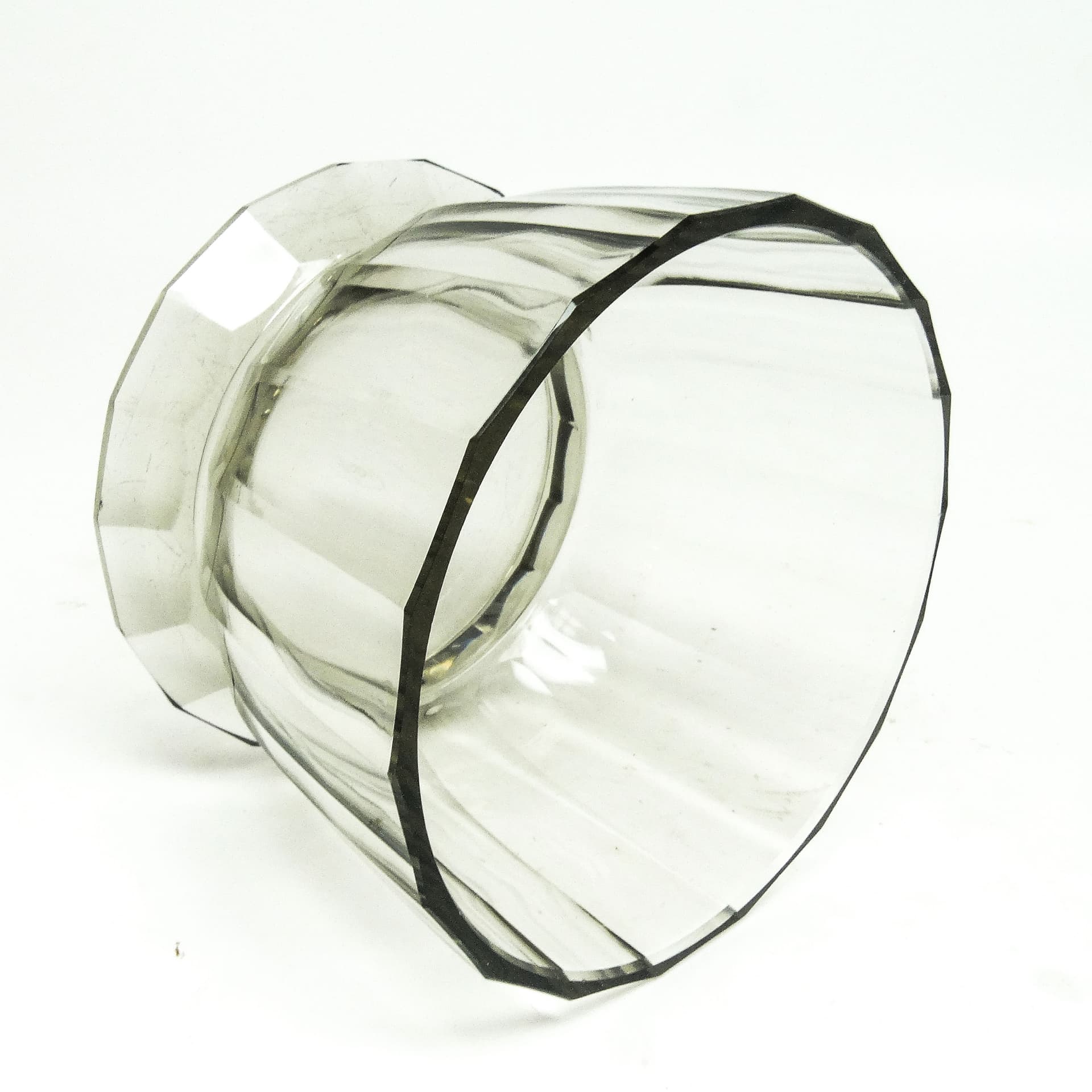 Art Deco bonbonniere, olive crystal, Bohemia, Czech Republic, 1930s. - 186085