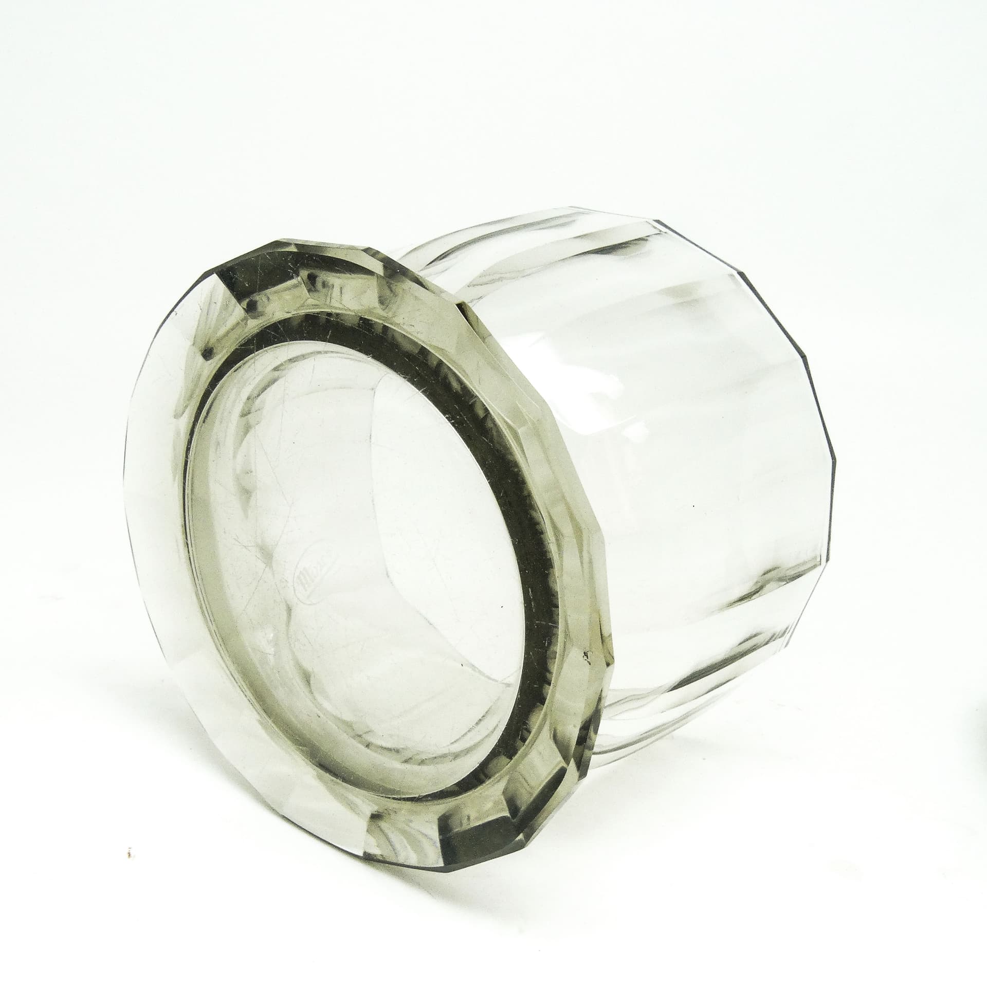 Art Deco bonbonniere, olive crystal, Bohemia, Czech Republic, 1930s. - 186086