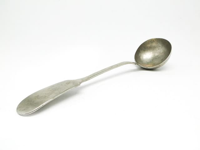 Minimalism sauce ladle, silver-plated brass, United Kingdom, early 20th c. - DIMENSION