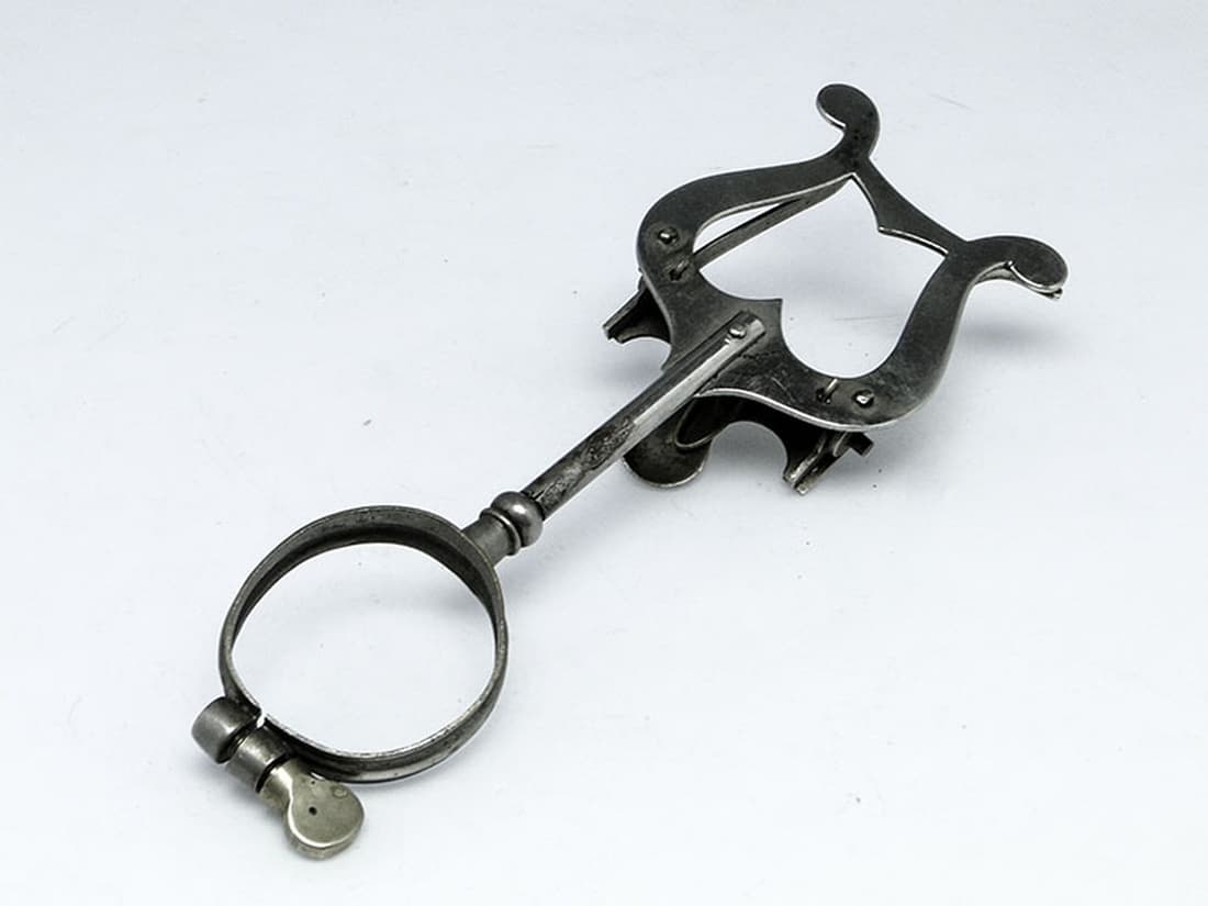 Lyre music holder, brass, 19th c. - 186374