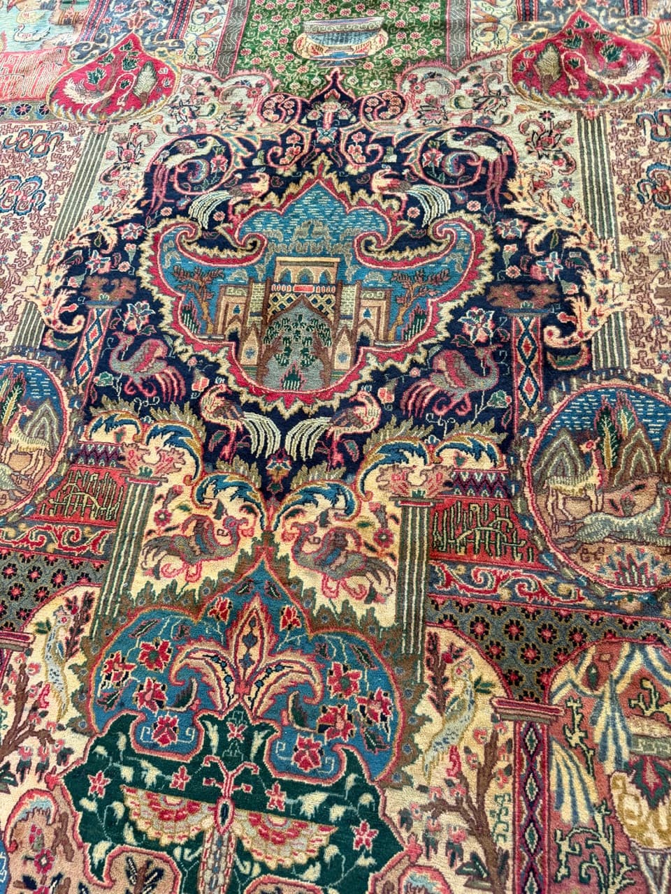 Rug Kaschmar figural 385x290 cm, multicolor wool, Iran - 186541