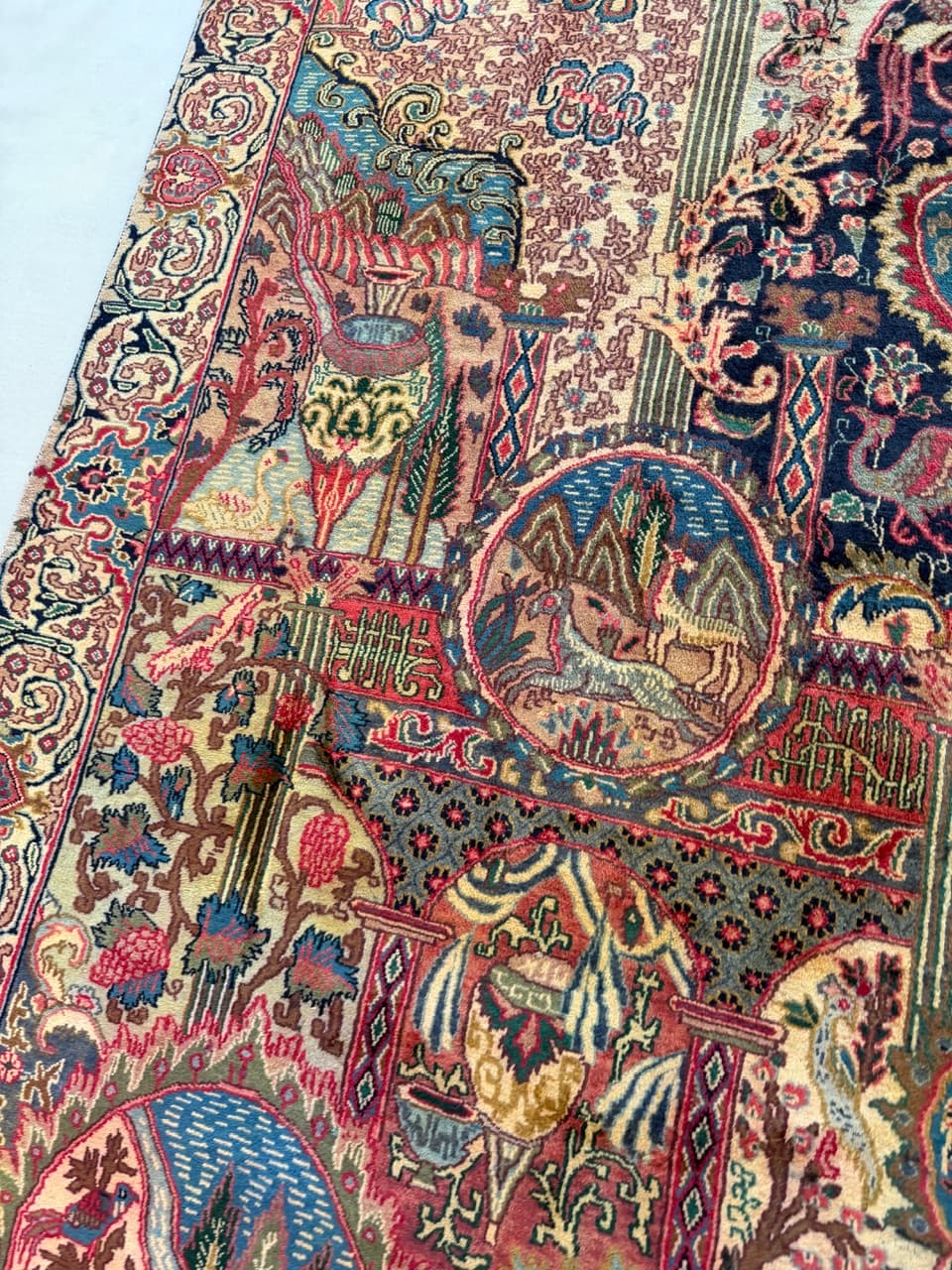 Rug Kaschmar figural 385x290 cm, multicolor wool, Iran - 186545