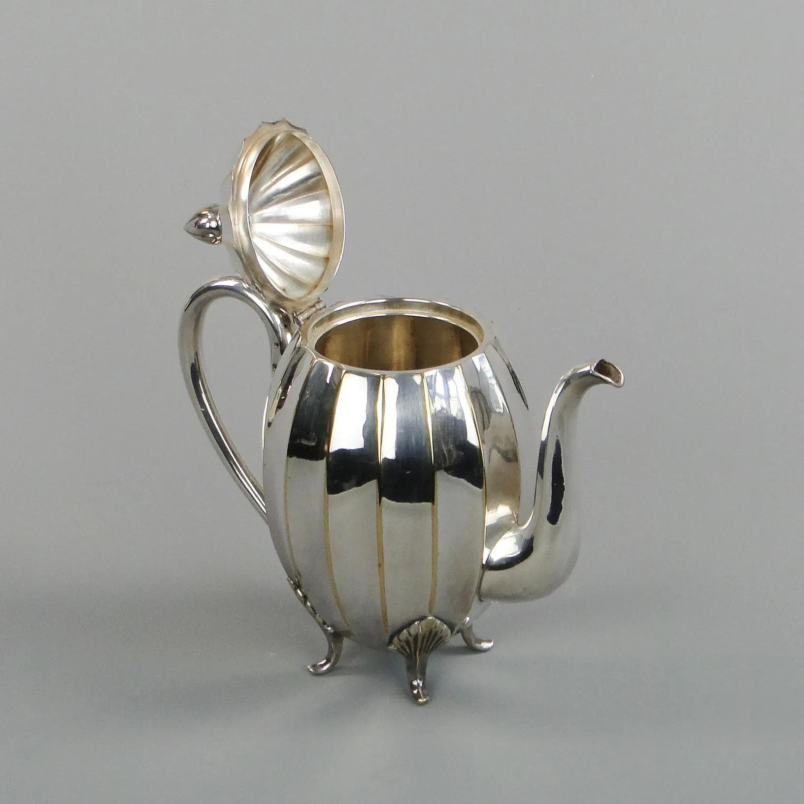 Teapot, Gustavian style, silver, brass, Hallbergs GAB, Sweden, early 20th c. - 13011