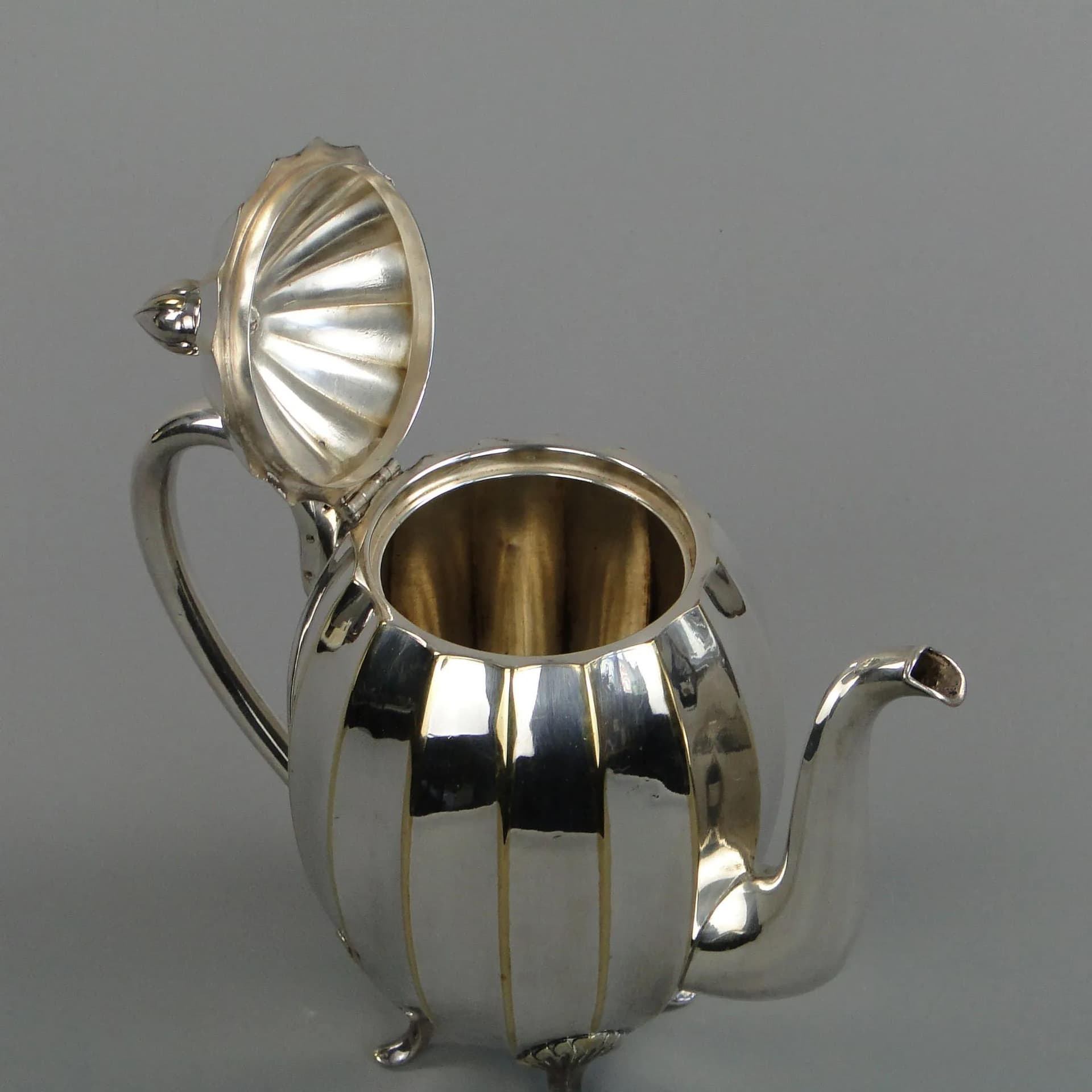 Teapot, Gustavian style, silver, brass, Hallbergs GAB, Sweden, early 20th c. - 13012