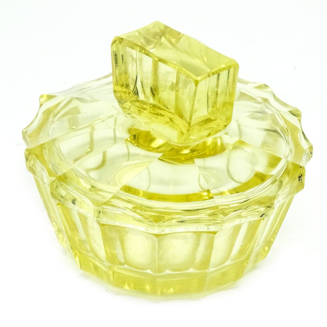 Art Deco bonbonniere, crystal, Moser, Czechoslovakia, 1930s. - 186826