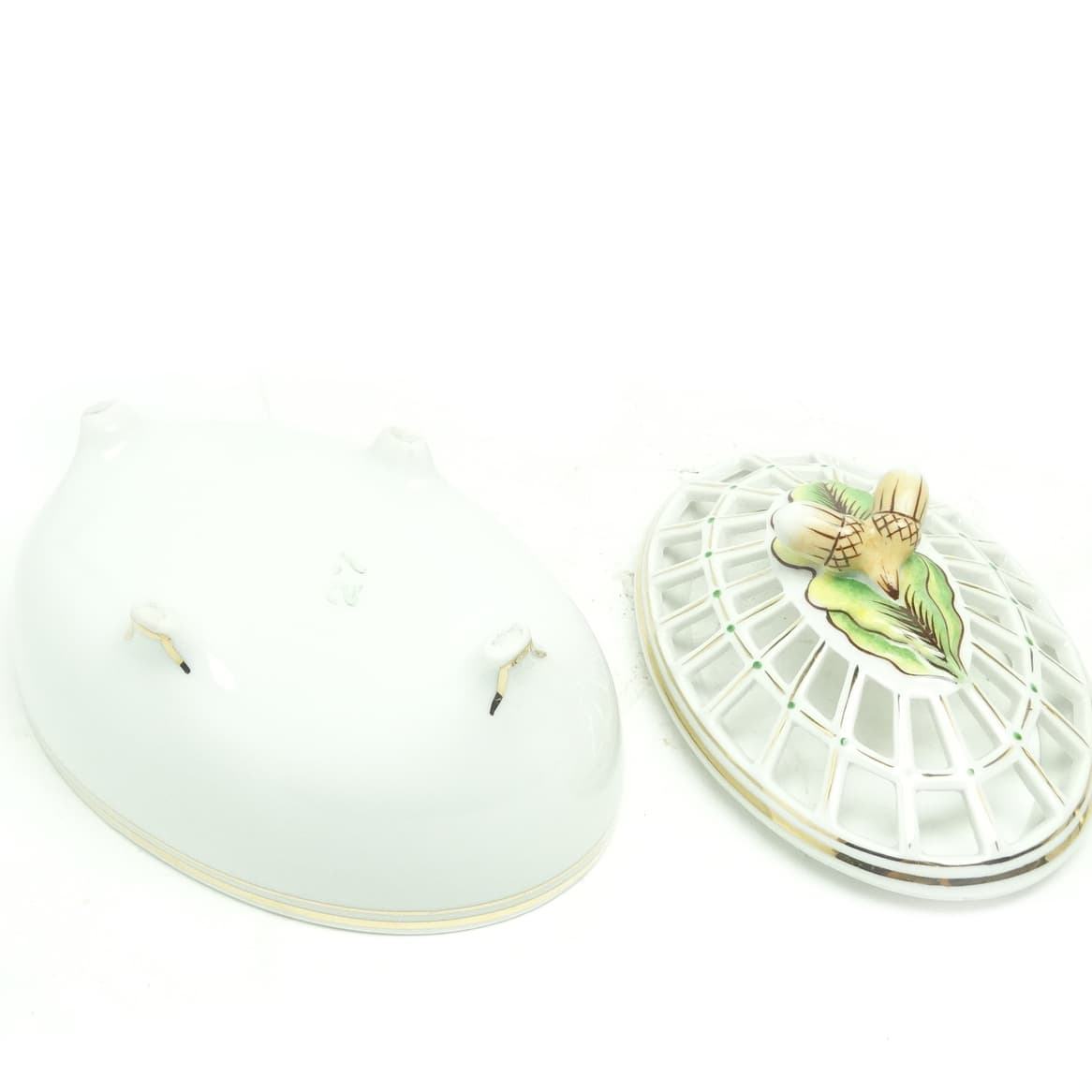 Bomboniera Art Nouveau, ceramika kremowa, Ćmielów, Polska, lata 50. - 186929