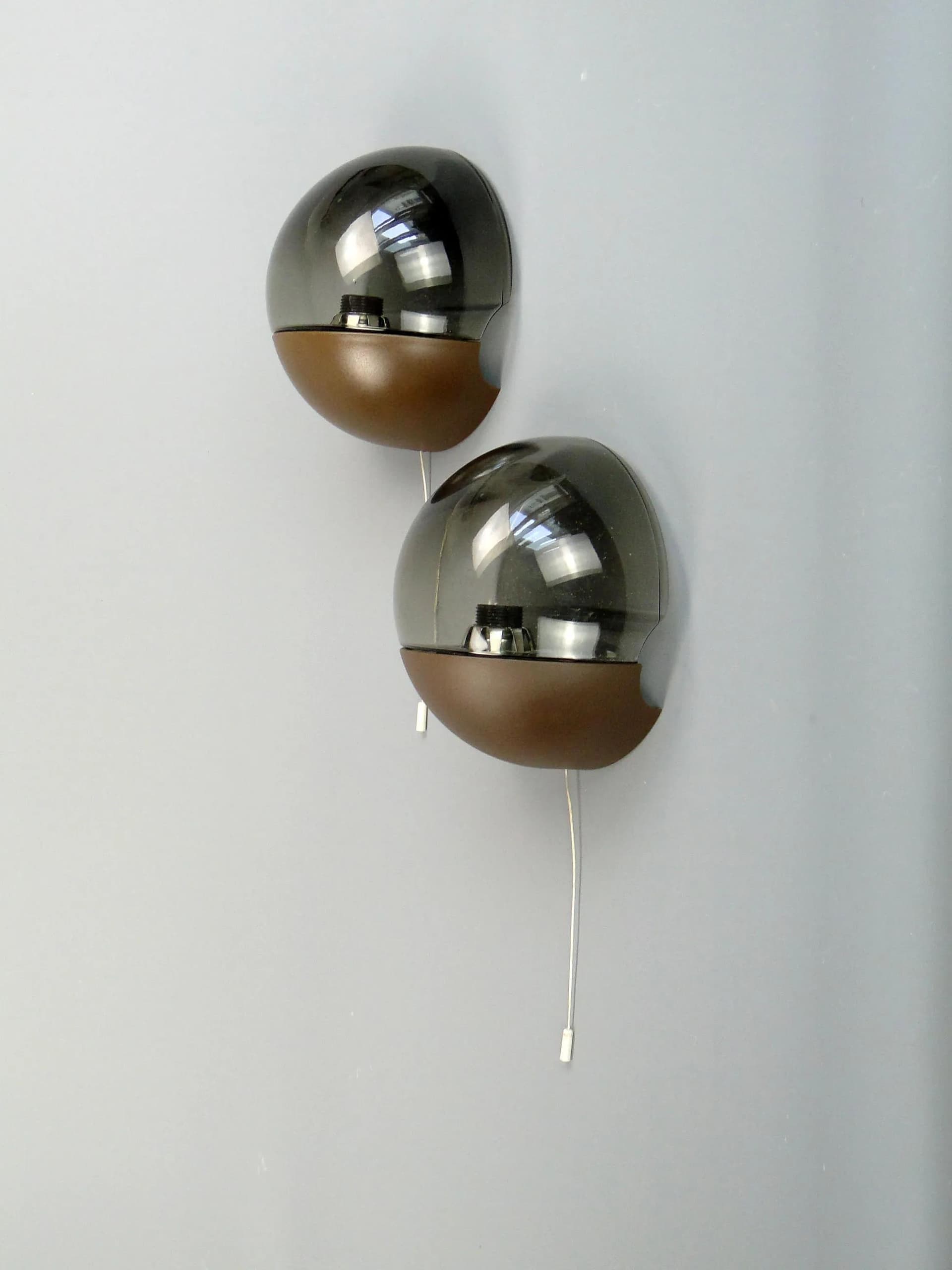 Para kinkietów Space Age, szkło brązowo-grafitowe, Niemcy, lata 70. - 12985