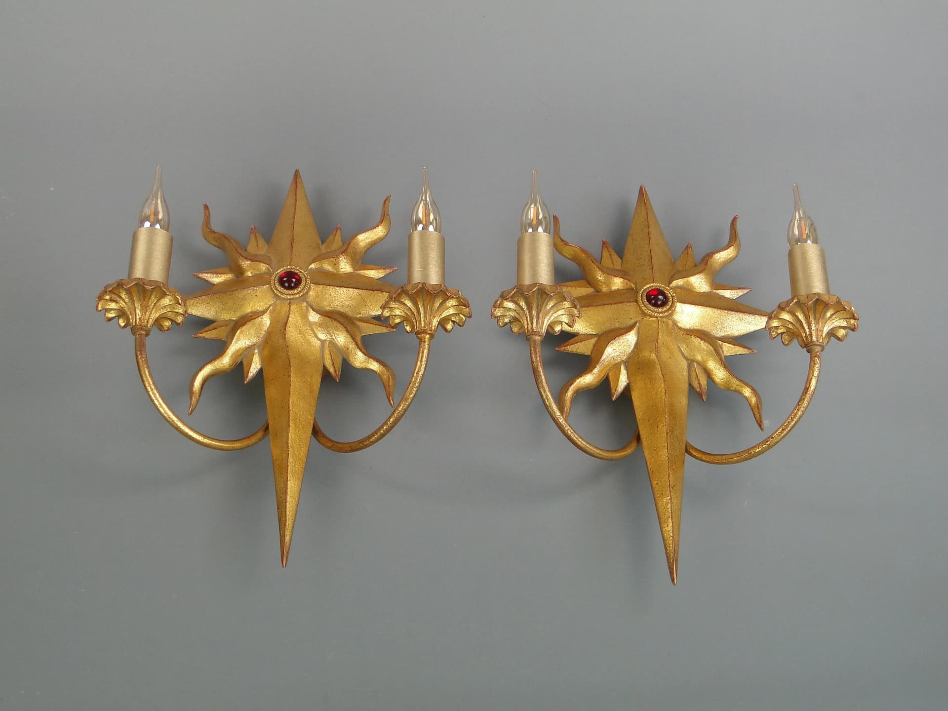 Para kinkietów Hollywood Regency, metal złoty, Włochy, lata 70. - 12956