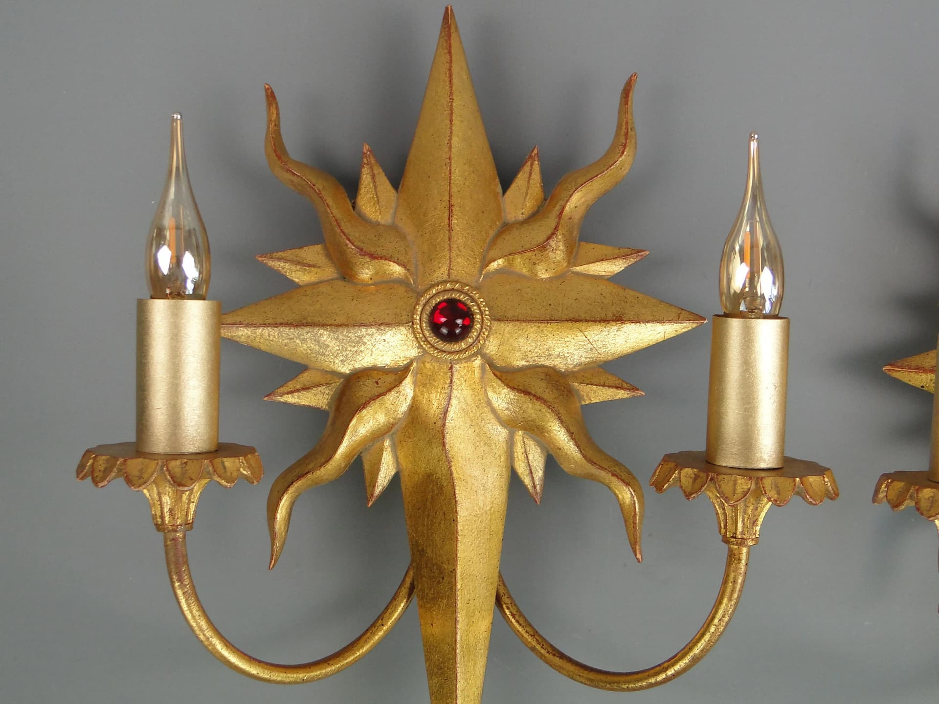 Para kinkietów Hollywood Regency, metal złoty, Włochy, lata 70. - 12954