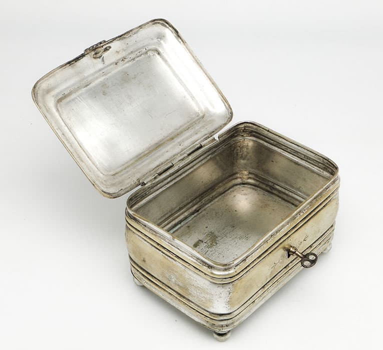 Cukiernica, eklektyzm, mosiądz srebrzony, Bracia Henneberg, Polska, XIX w. - 187797