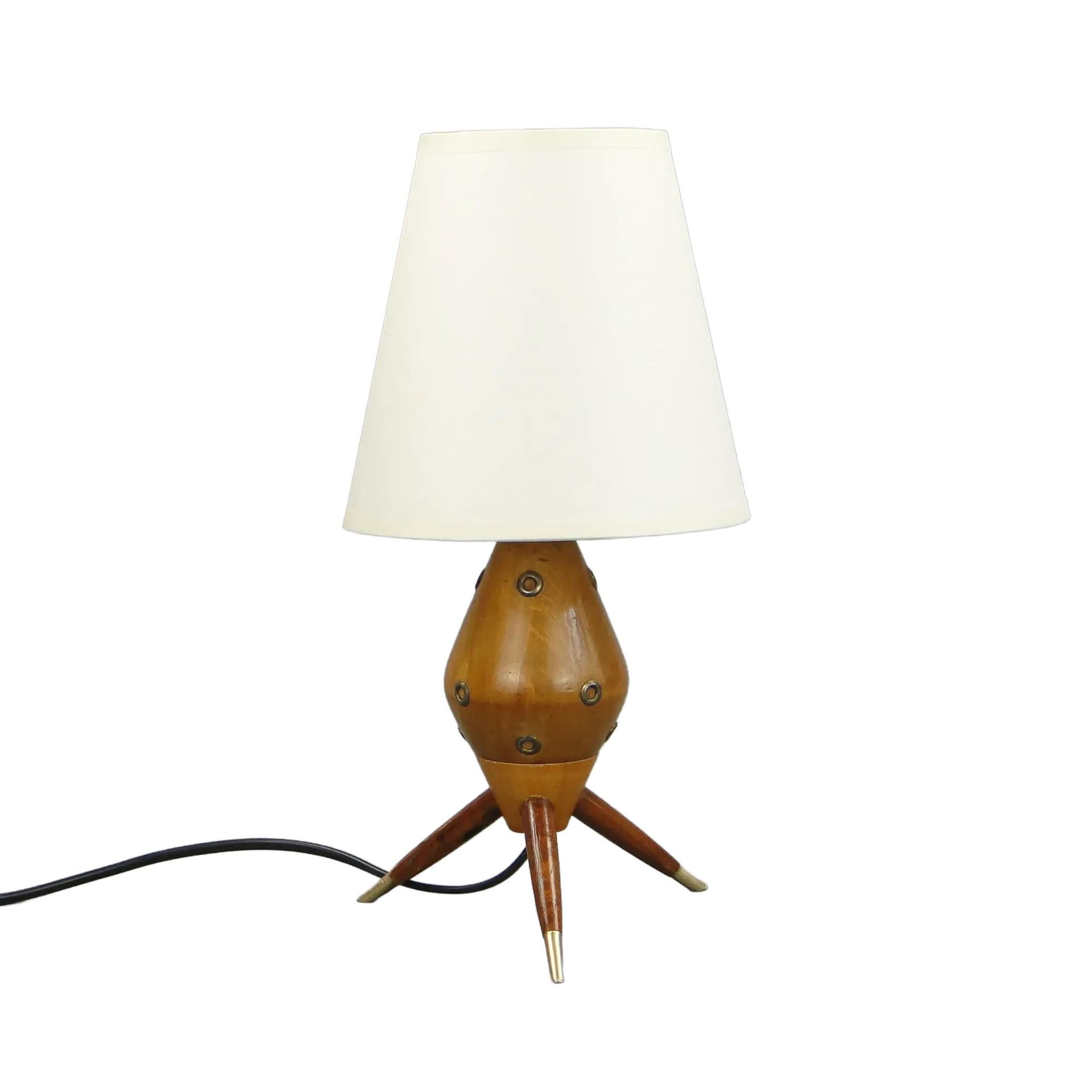 Lampa stołowa New Look, orzech, metal, abażur ecru, Polska, lata 60.