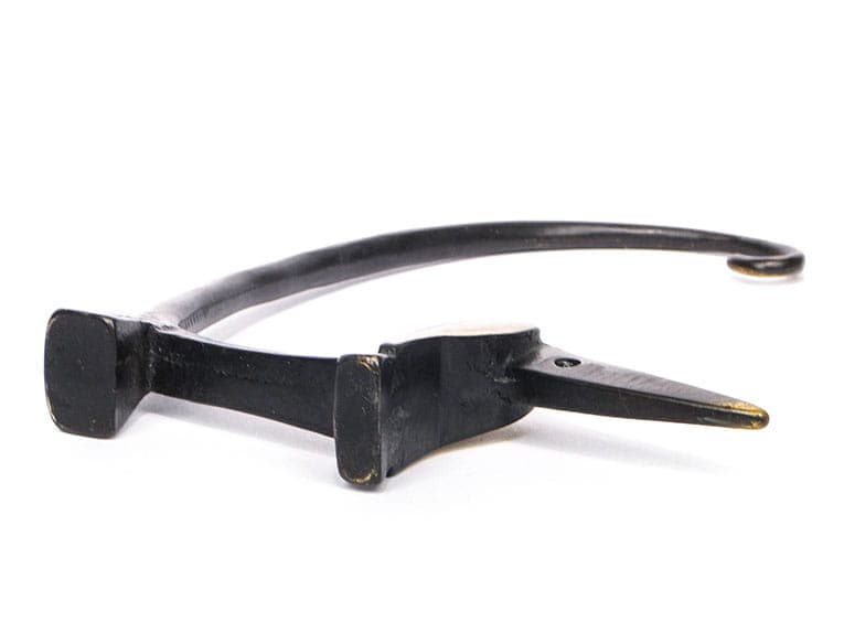 Postument na zegarek kieszonkowy Black Golden Line, brąz czarny, proj. W. Bosse, Herta Baller, Austria, lata 40. - 188643