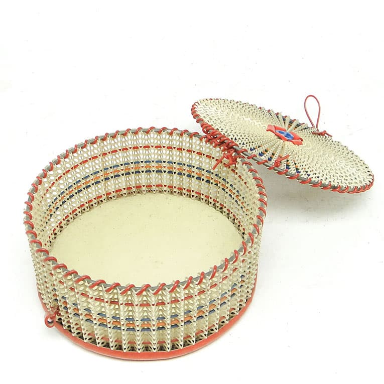 Trinket box, new look pop-art, plastic, Poland, 1950s. - 188727