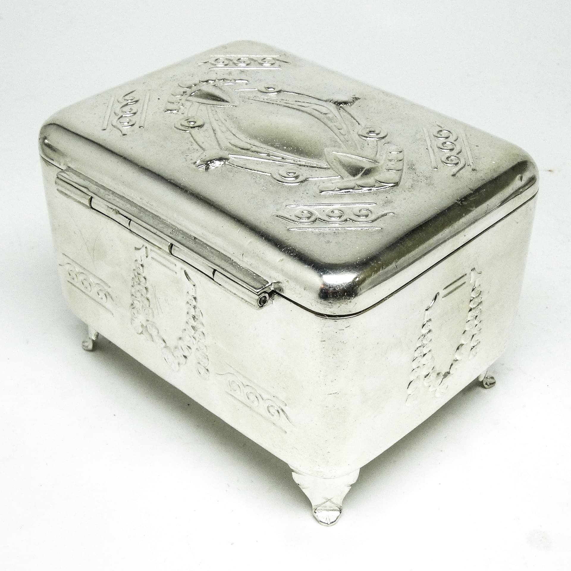 Cukiernica Secesja, mosiądz srebrzony, Bracia Henneberg, Polska, lata 20. - 189457