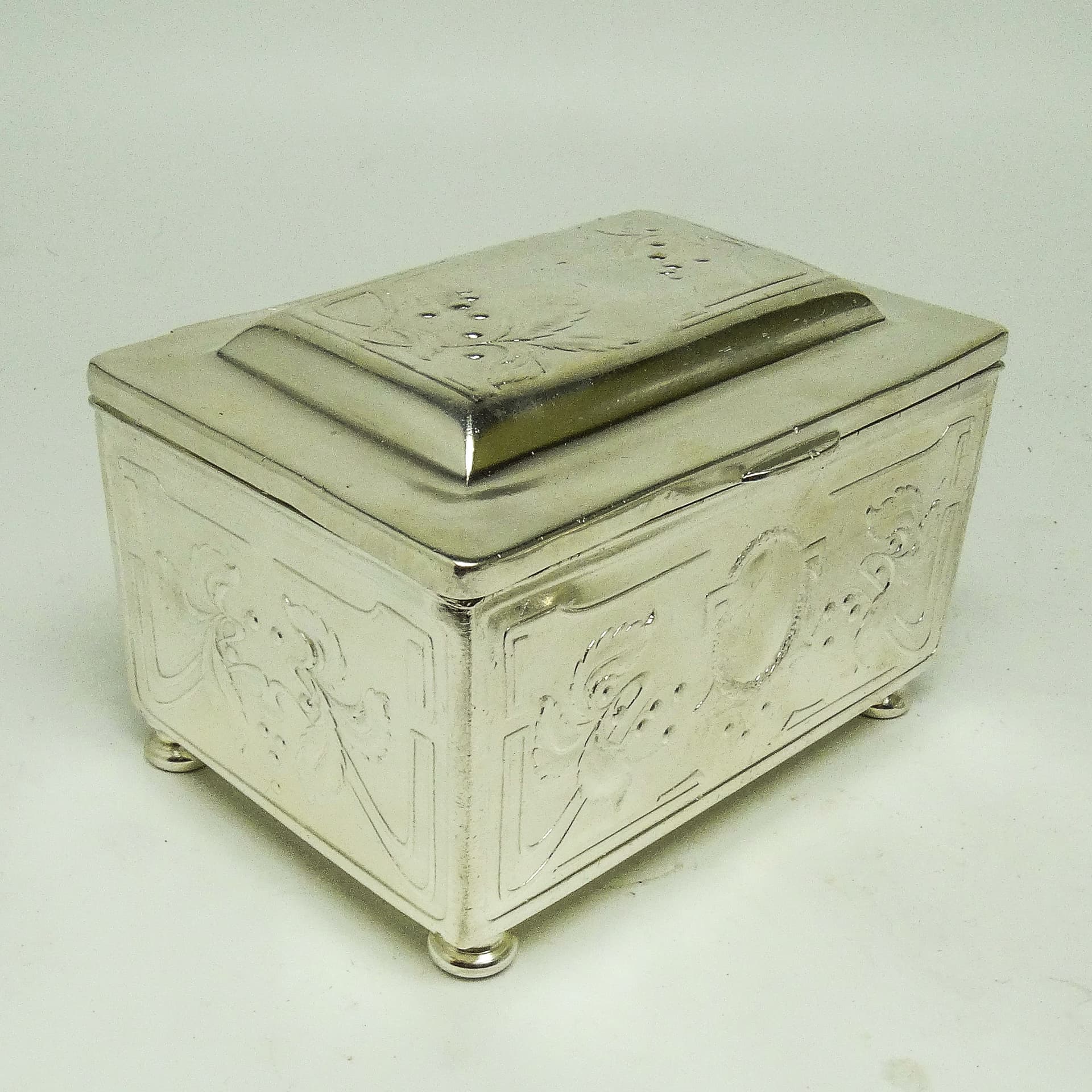 Cukiernica, Secesja, mosiądz srebrzony, Polska, początek XX w. - 189502