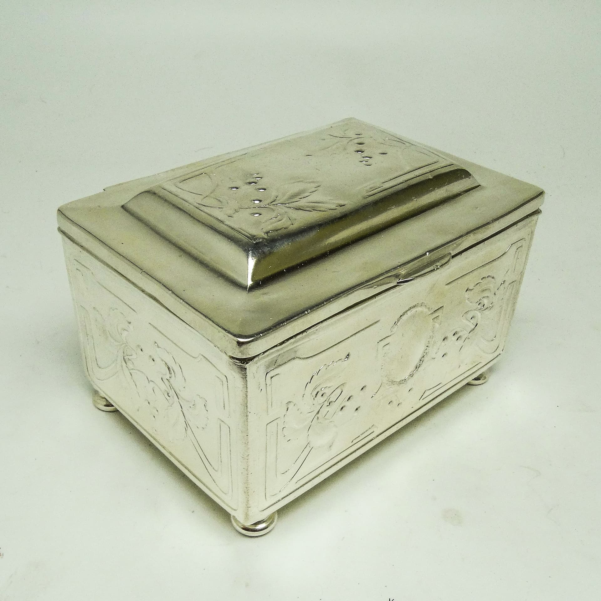 Cukiernica, Secesja, mosiądz srebrzony, Polska, początek XX w. - 189511