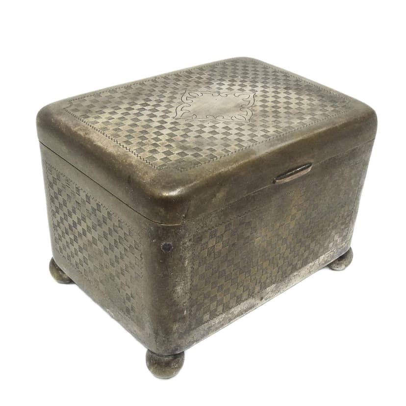 Cukiernica Eklektyzm, mosiądz srebrzony, Polska, początek XX w.