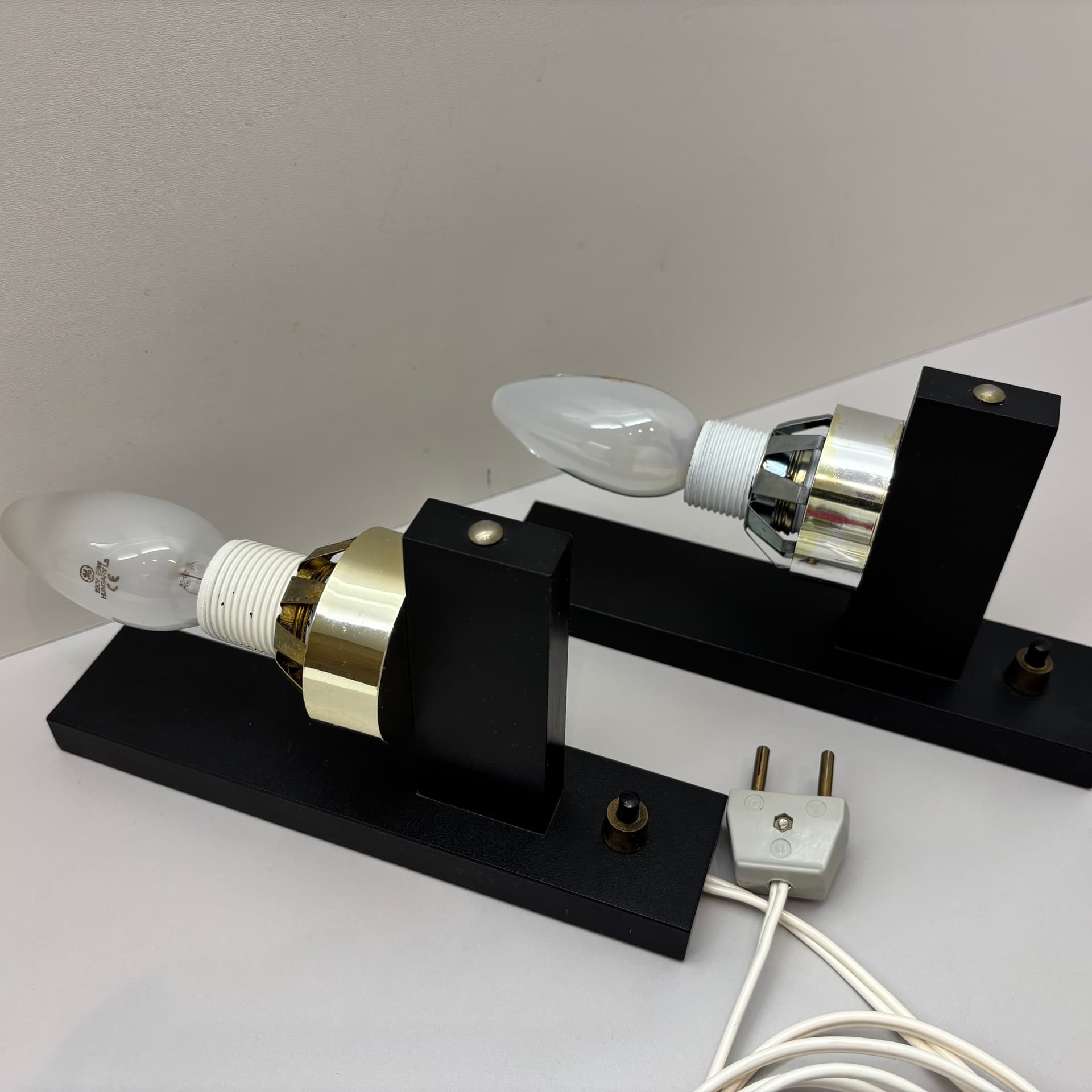 Para kinkietów, bursztynowe szkło, czerń, Dania, lata 70. - 190113