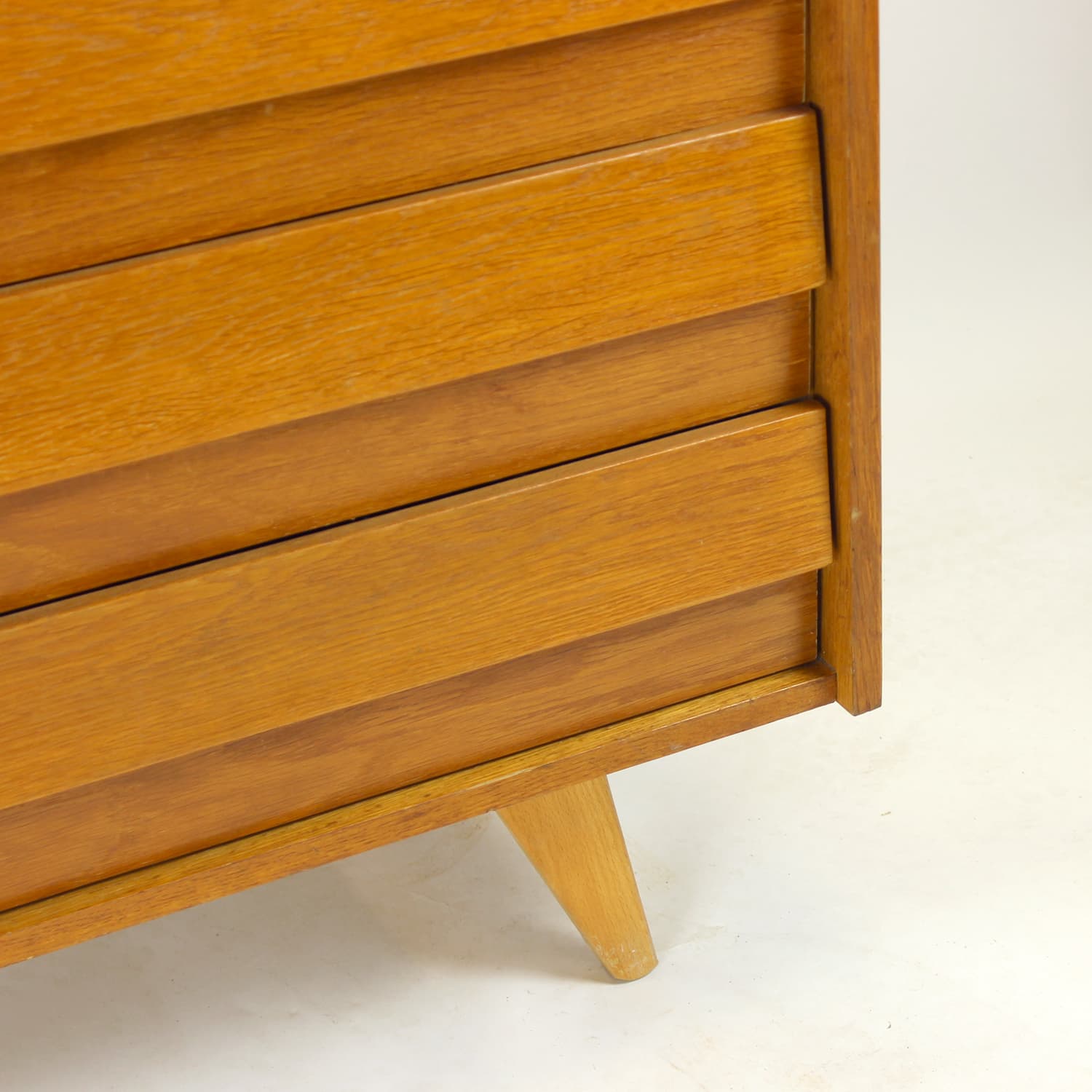 Highboard U 459, light brown oak, by J. Jiroutek, Interier Praha, Czechoslovakia, 1960s. - 190131
