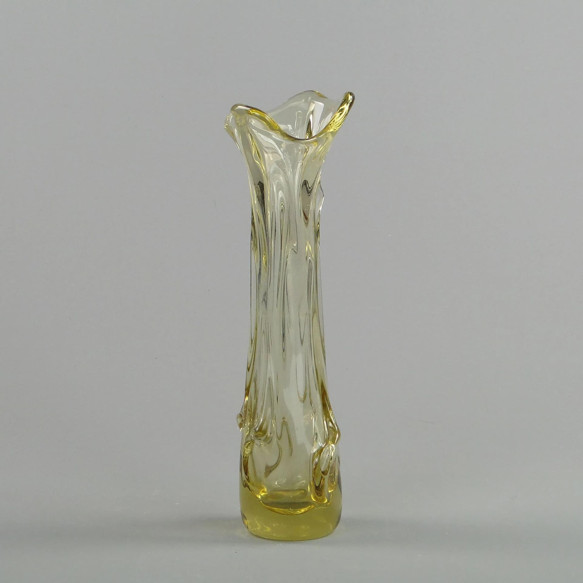 Wazon Sękacz, szkło żółty, Huta Wołomin, Polska, lata 70. - 13163