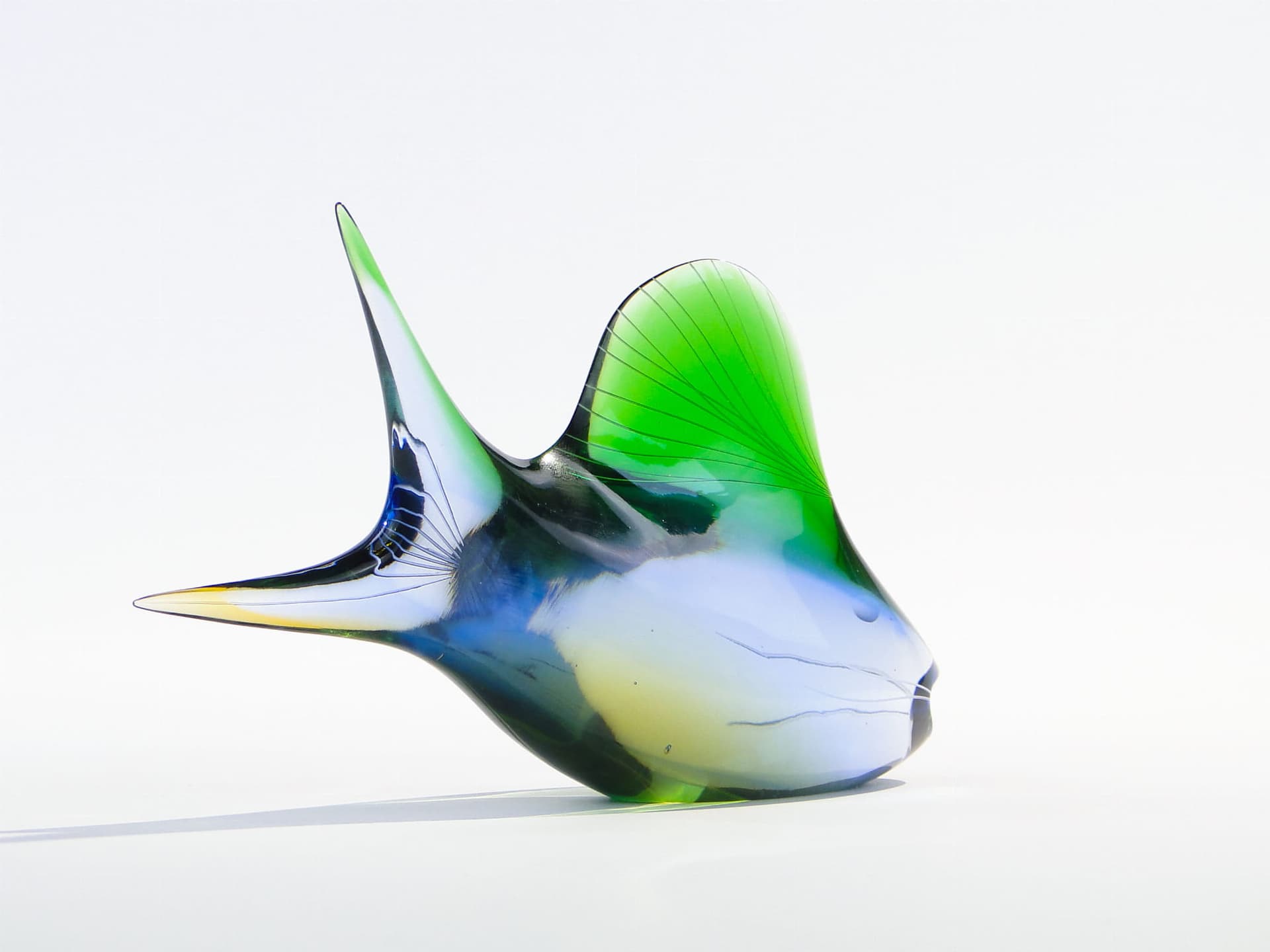 Rzeźba ryba, multikolor, kryształ, proj. J. Rozinek & S. Honzik, Czechosłowacja, lata 60. - 190208