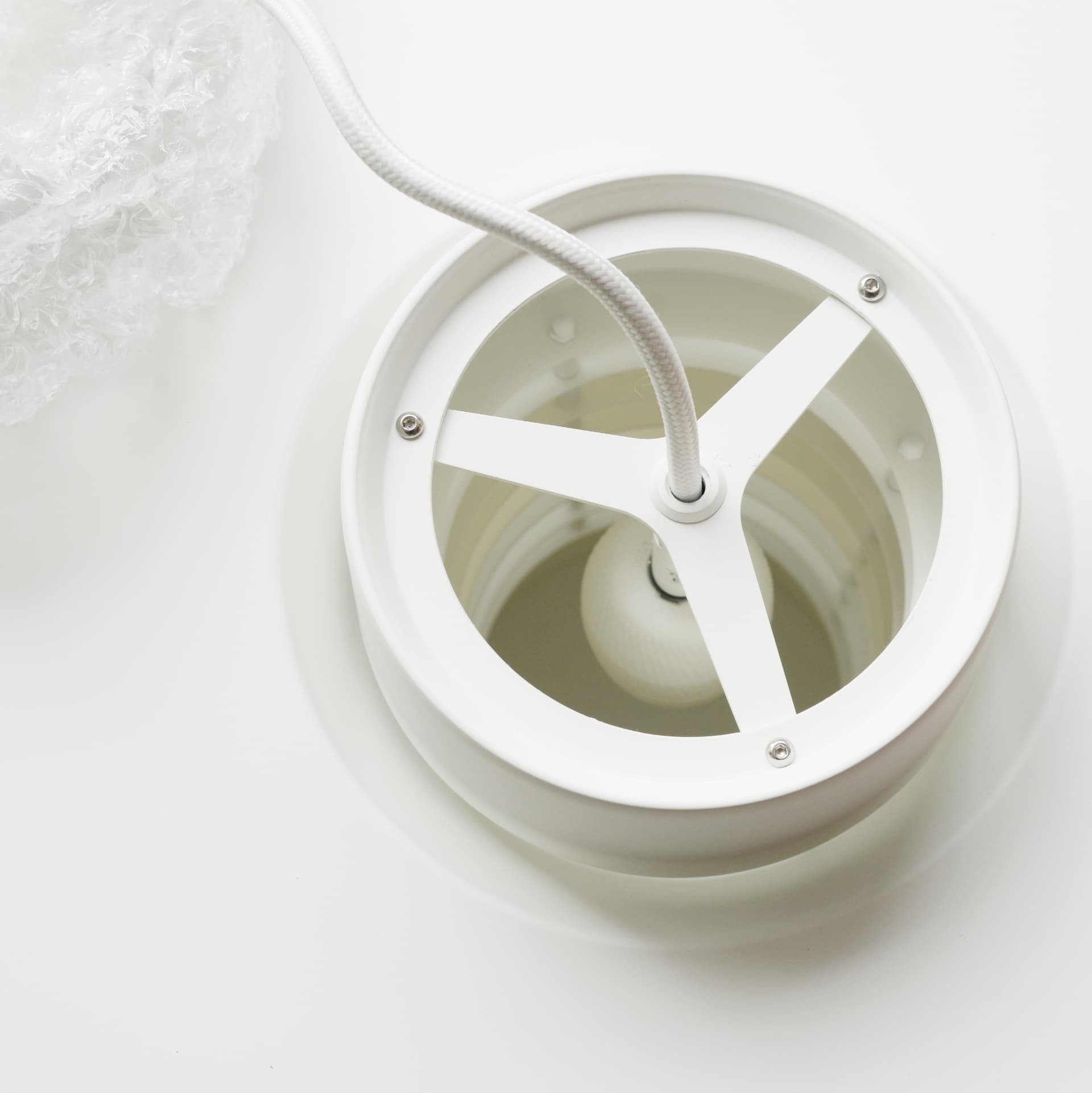 Para lamp wiszących Verona, biały, aluminium, proj. S. Middelboe, Lyfa, Dania - 190249