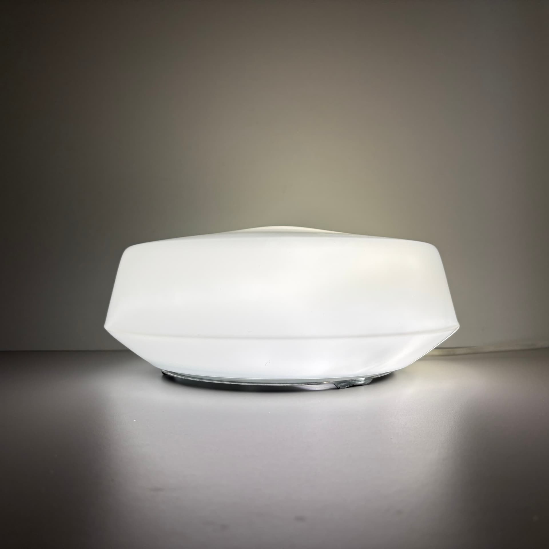 Kinkiet Bauhaus, biały, szkło, Niemcy, lata 90. - 190416